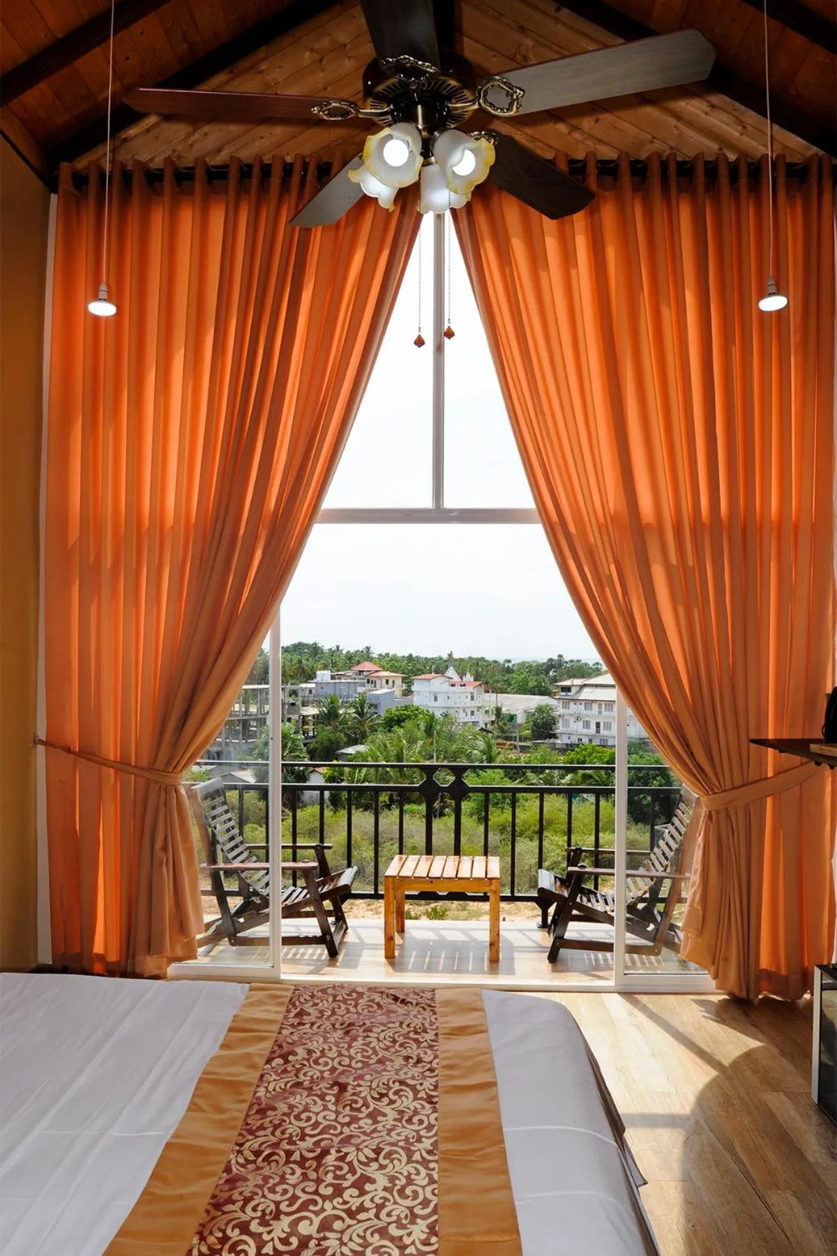 Patio, Bed in WoodyCrest