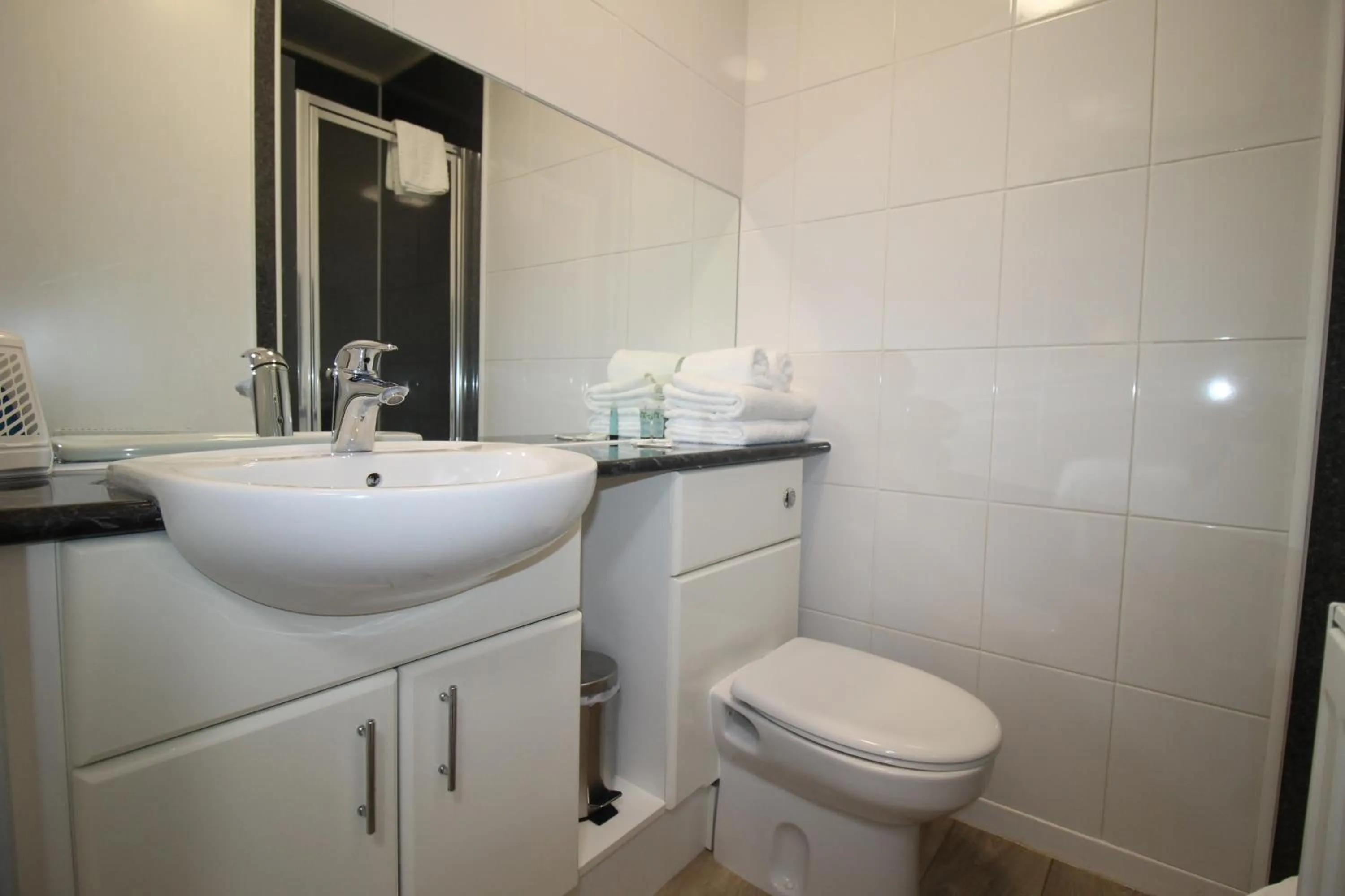 Bathroom in The 1645 Inn