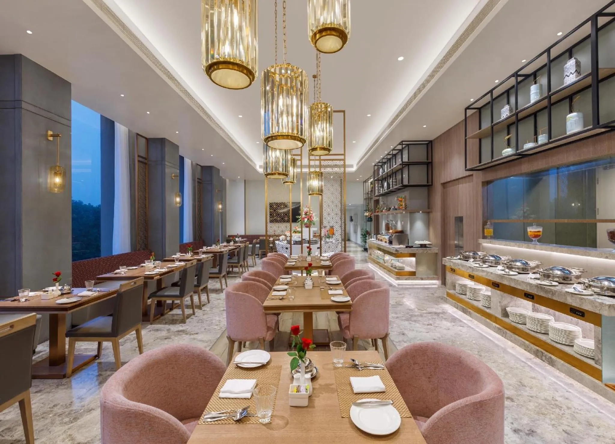 Restaurant/places to eat in Bellevue Sarovar Premiere Junagadh