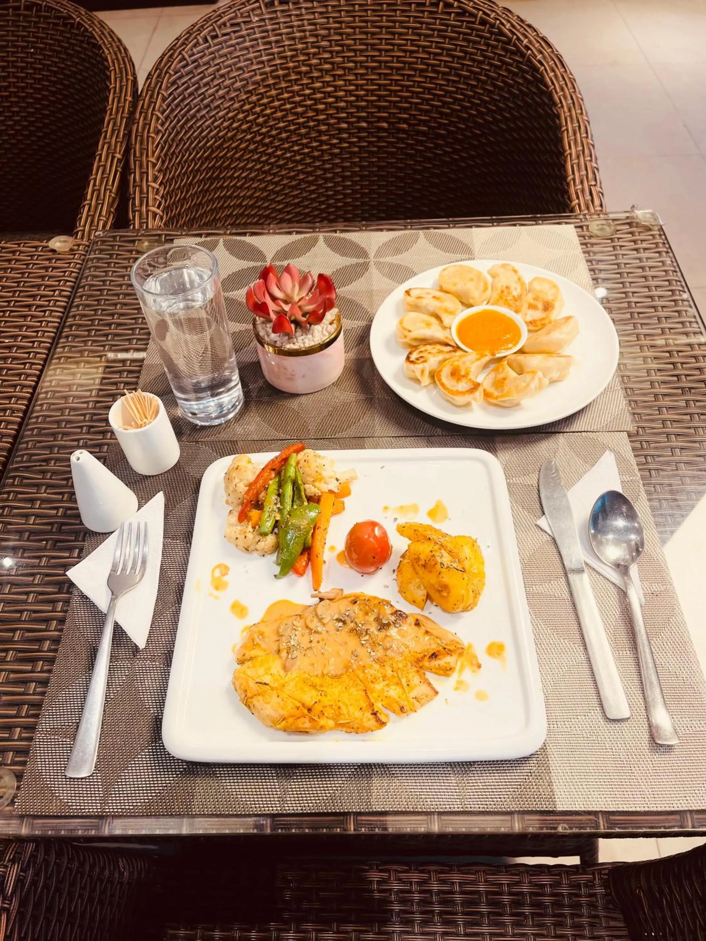 Ganapati Airport Hotel