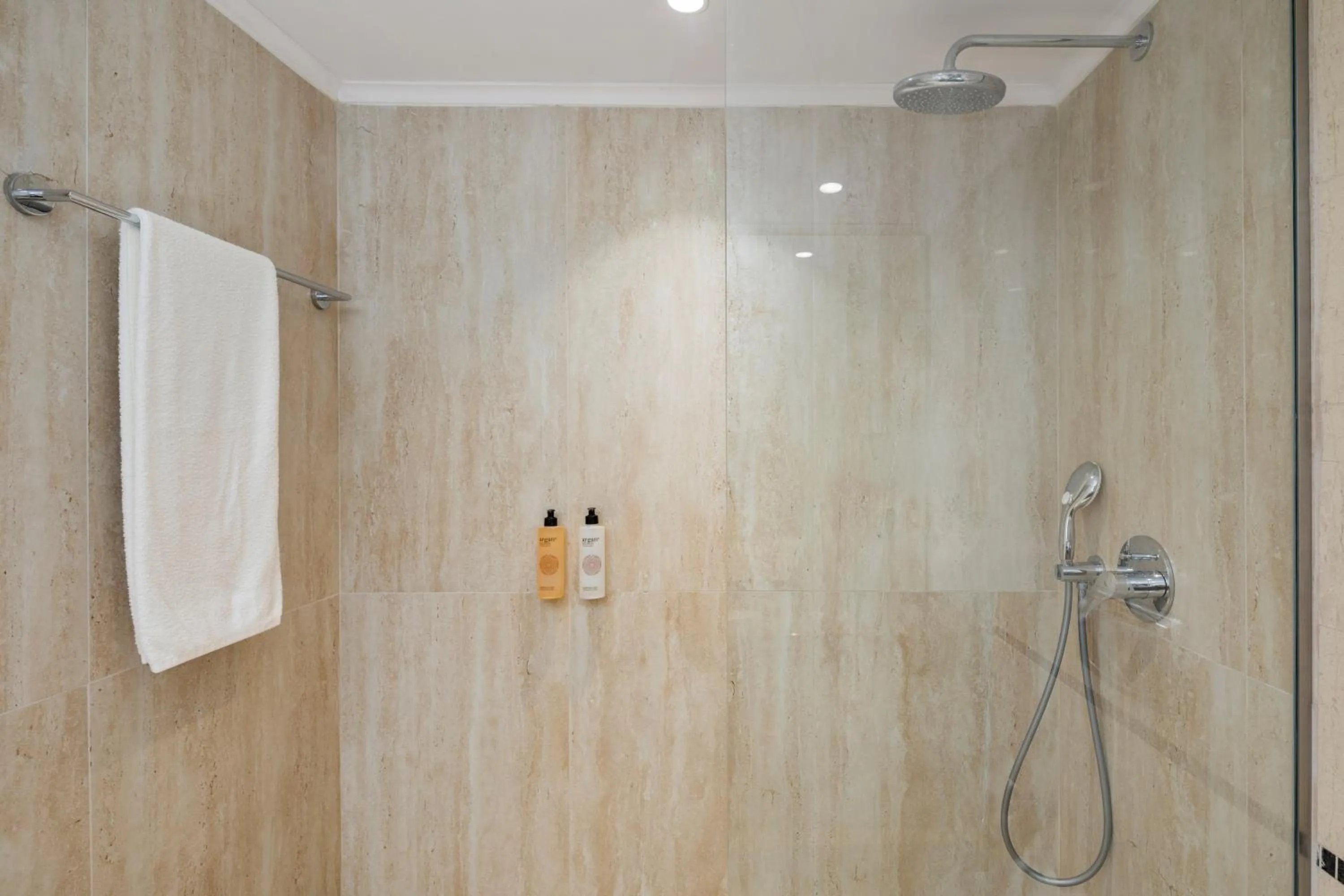 Roda Beach Resort & Spa