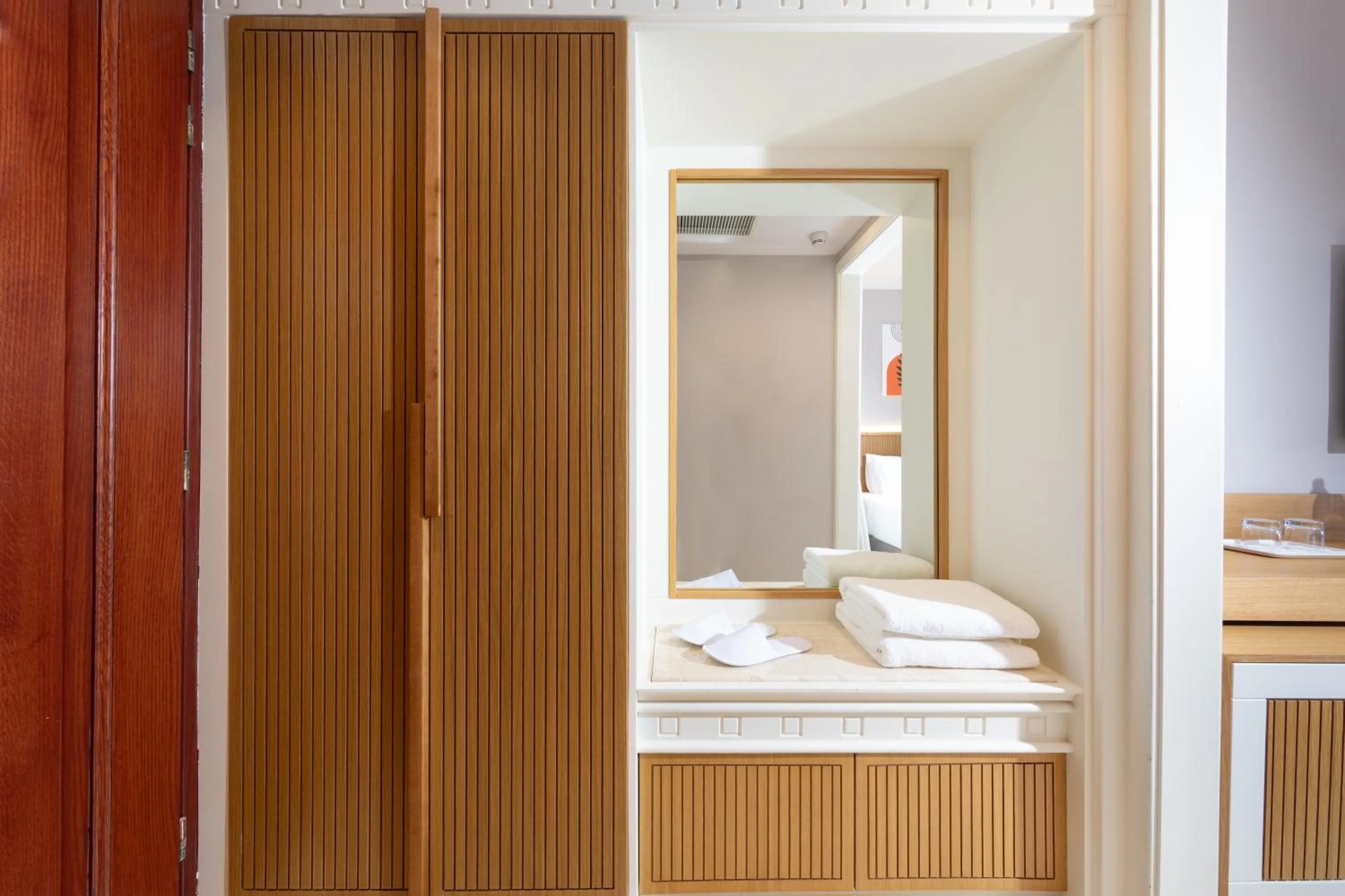 Roda Beach Resort & Spa