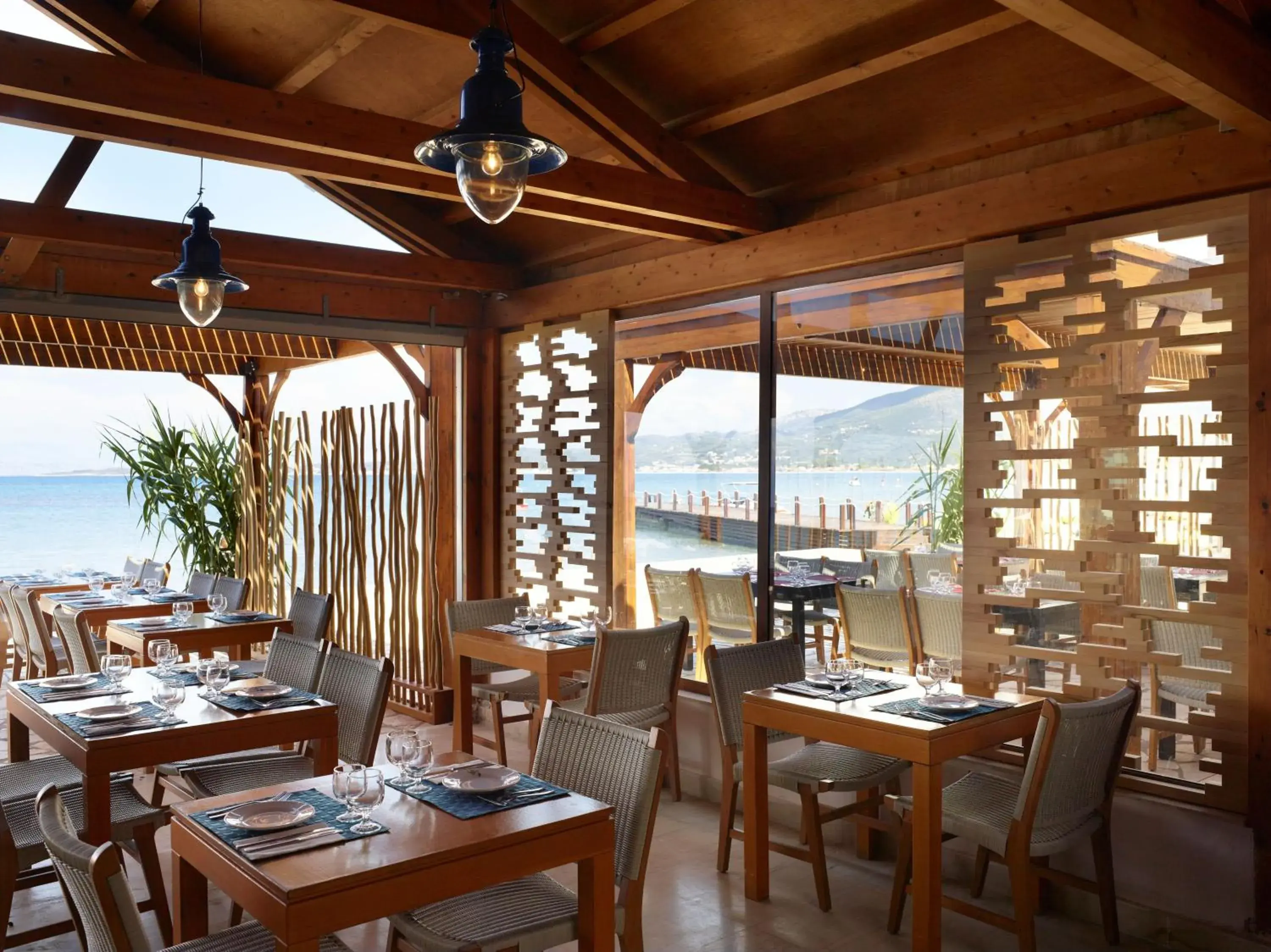 Restaurant/places to eat in Roda Beach Resort & Spa Restaurant/places to eat in Roda Beach Resort & Spa