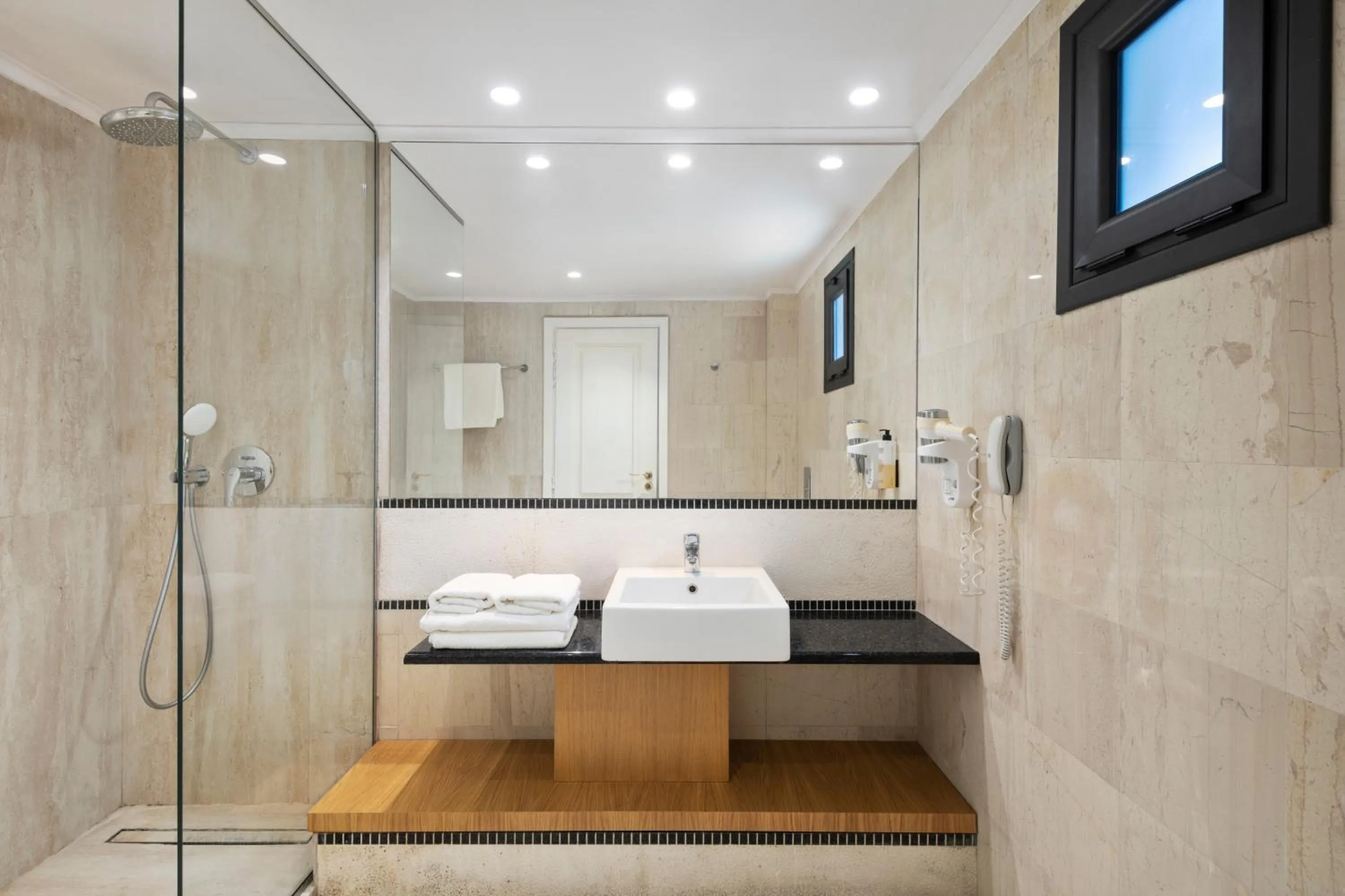 Roda Beach Resort & Spa