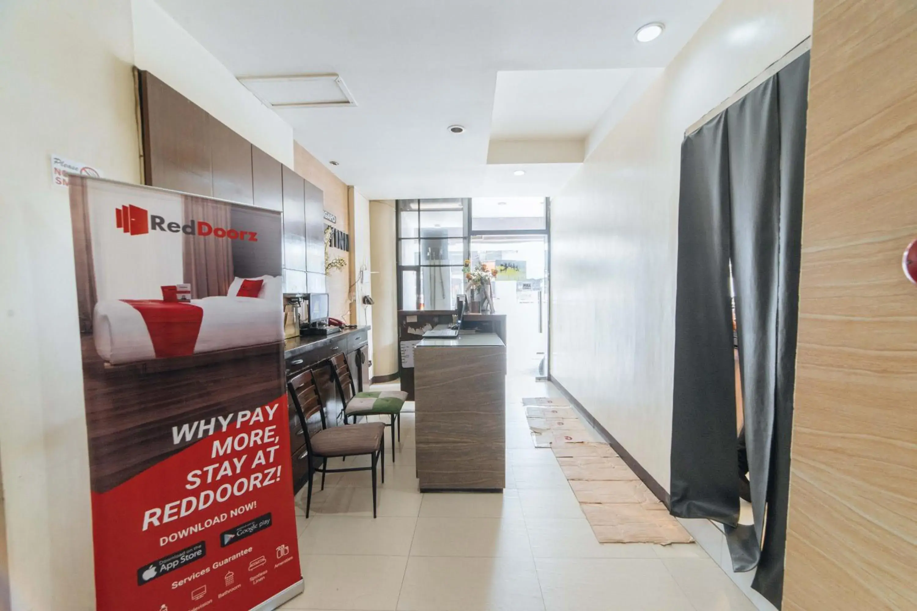 Lobby or reception in RedDoorz near Olongapo Bus Terminal Lobby or reception in RedDoorz near Olongapo Bus Terminal