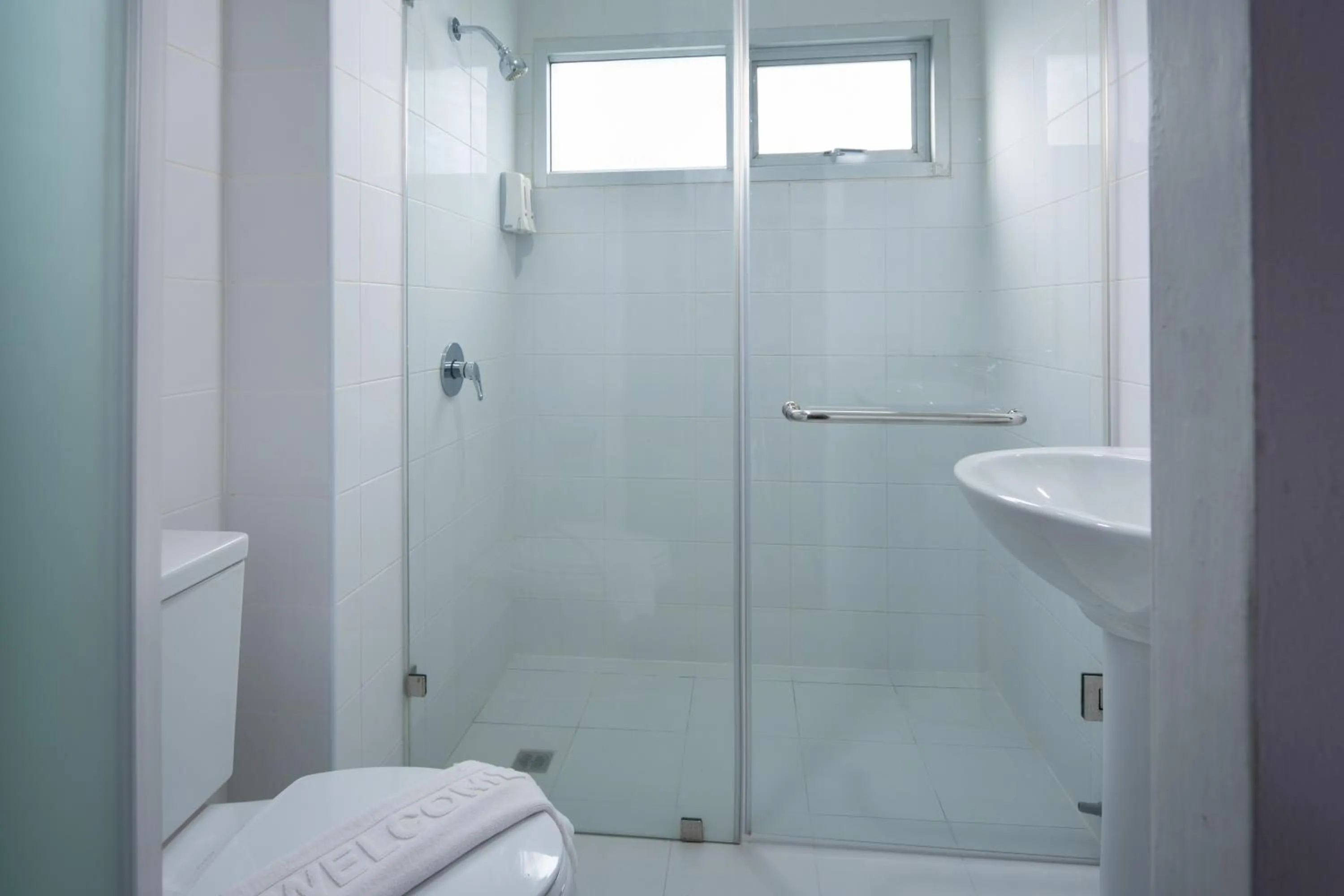 Shower in Eco Inn Lite Nakhon Si Thammarat