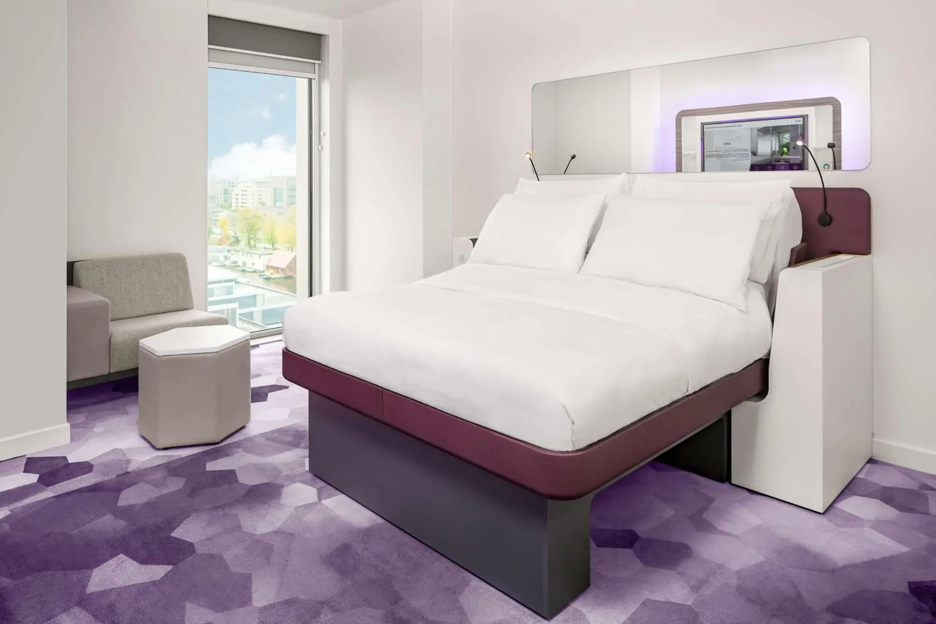 Photo of the whole room, Bed in YOTEL Amsterdam Photo of the whole room, Bed in YOTEL Amsterdam