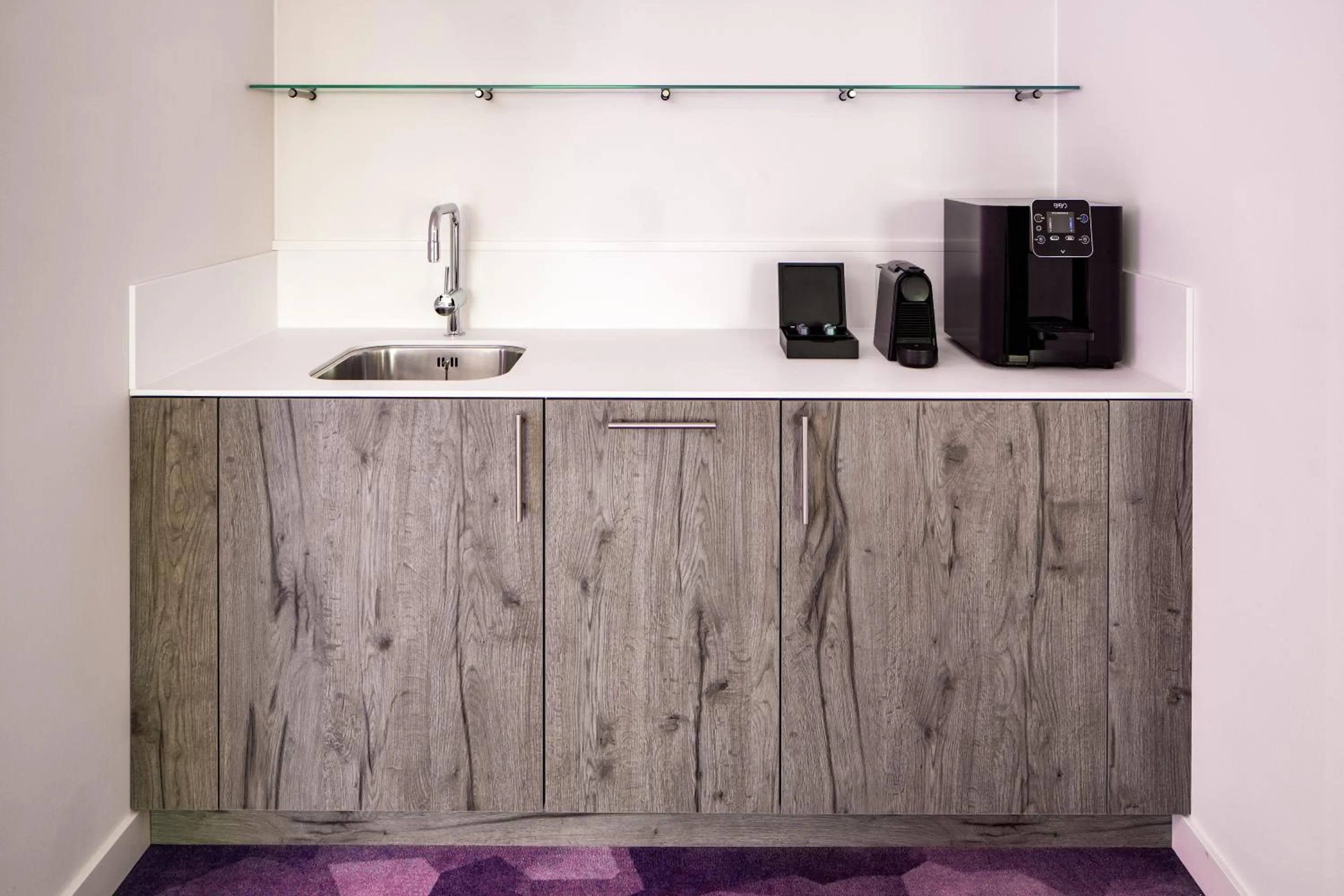 Coffee/tea facilities in YOTEL Amsterdam