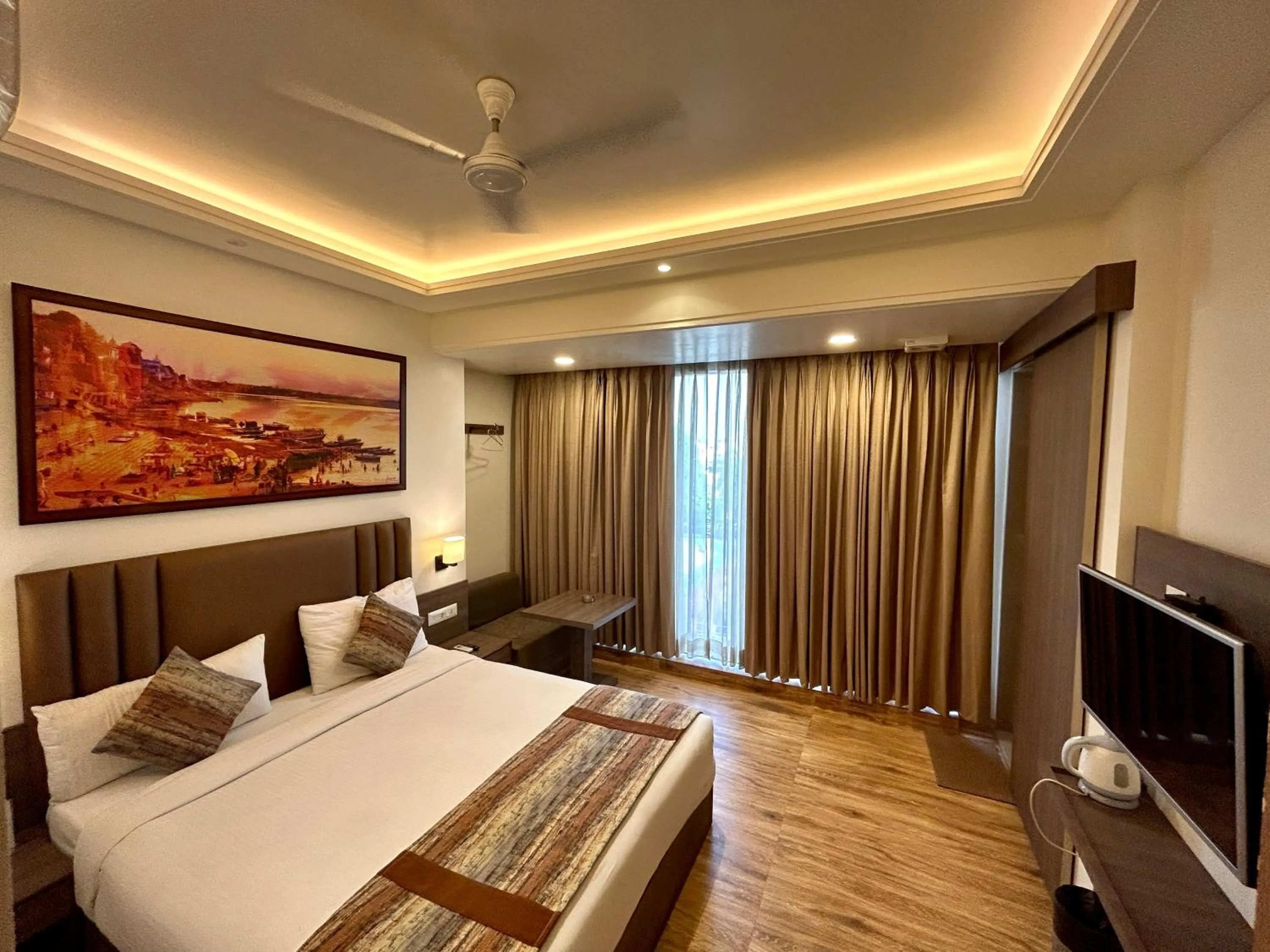 Property building, Bed in Sugar Stars Inn