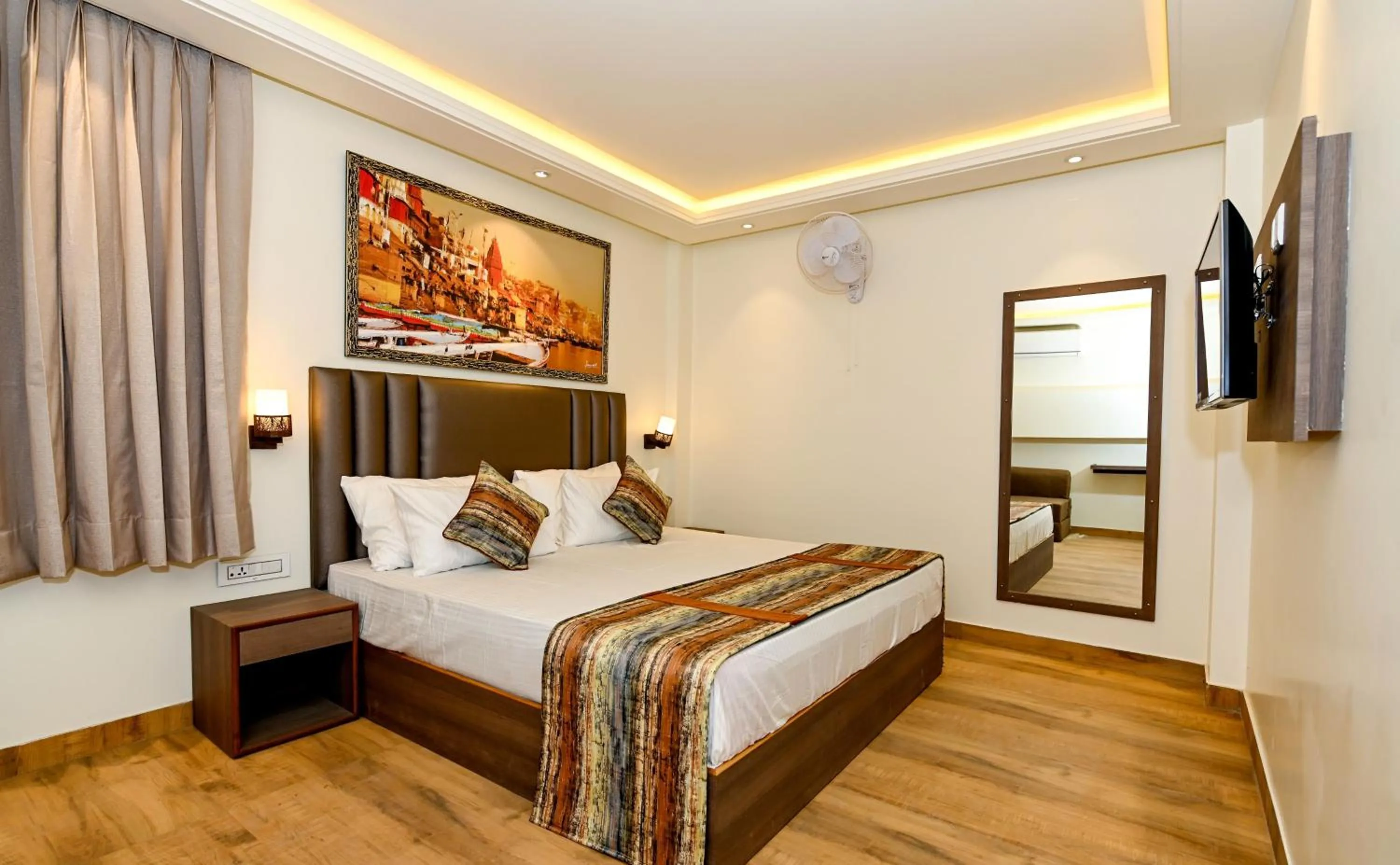 Photo of the whole room, Bed in Sugar Stars Inn