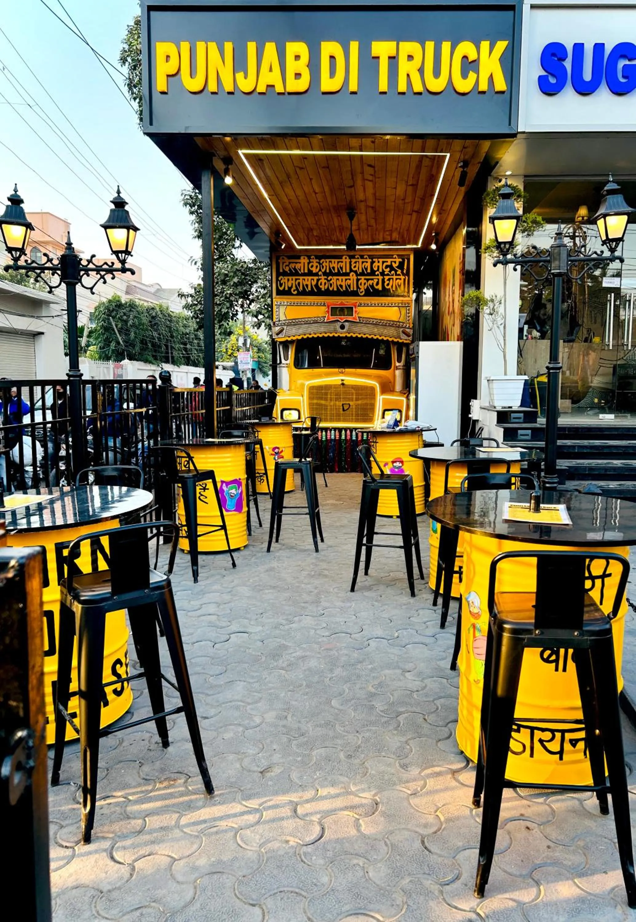 Restaurant/places to eat in Sugar Stars Inn