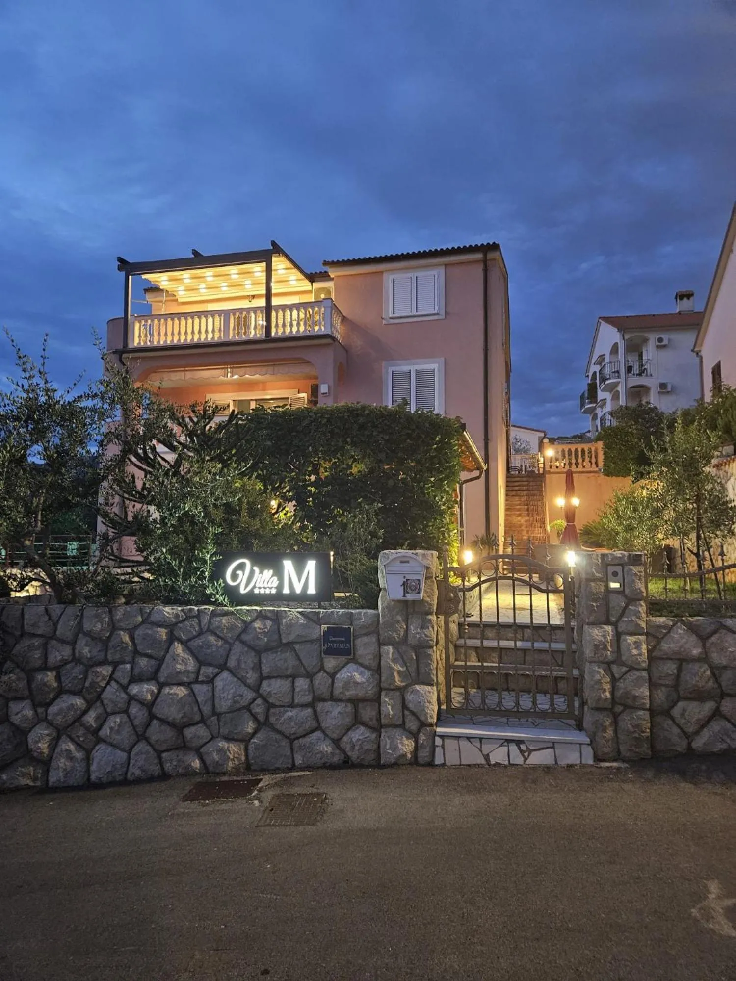 Villa M