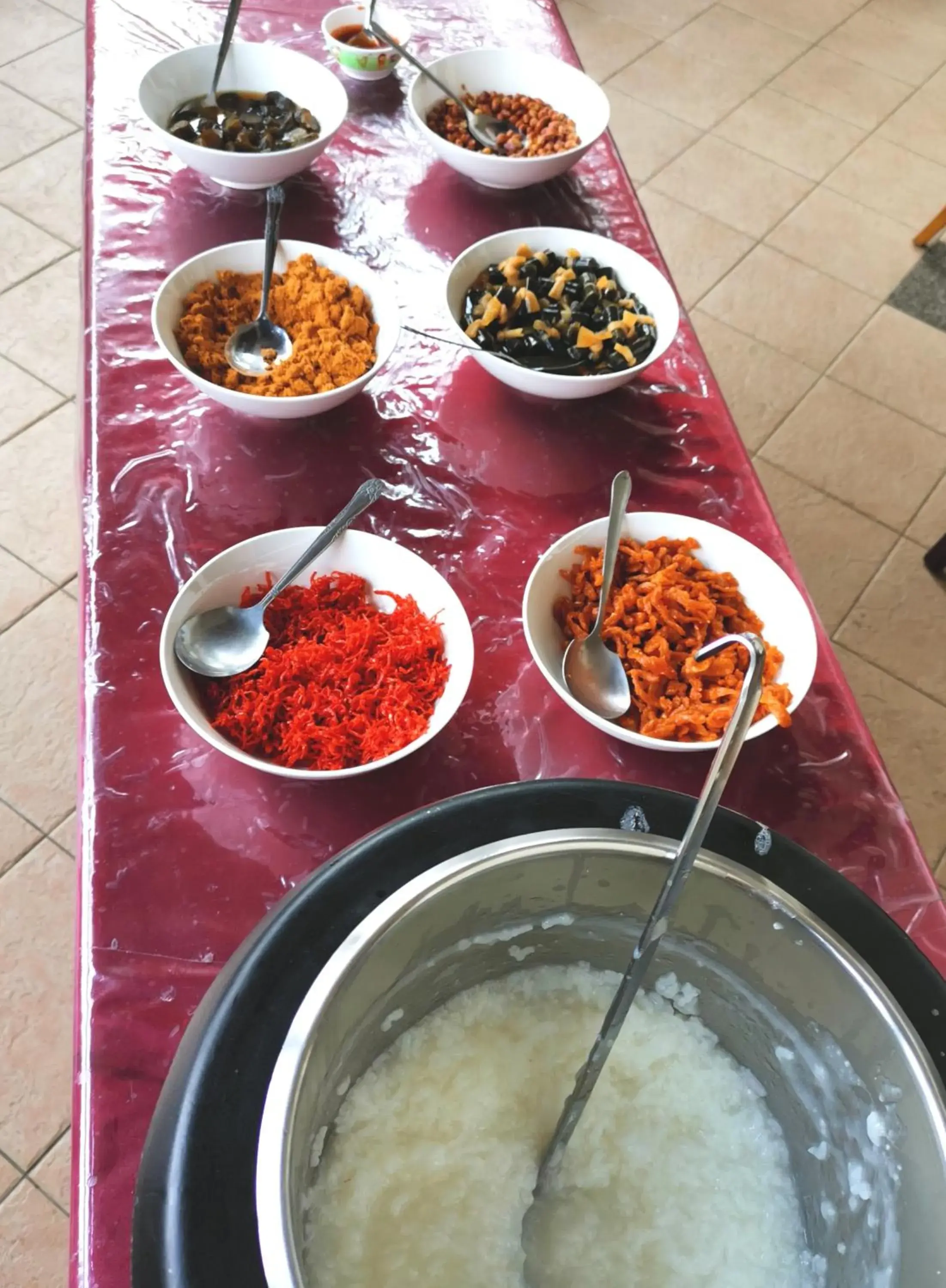 Breakfast in Cloud Falls Resort Breakfast in Cloud Falls Resort