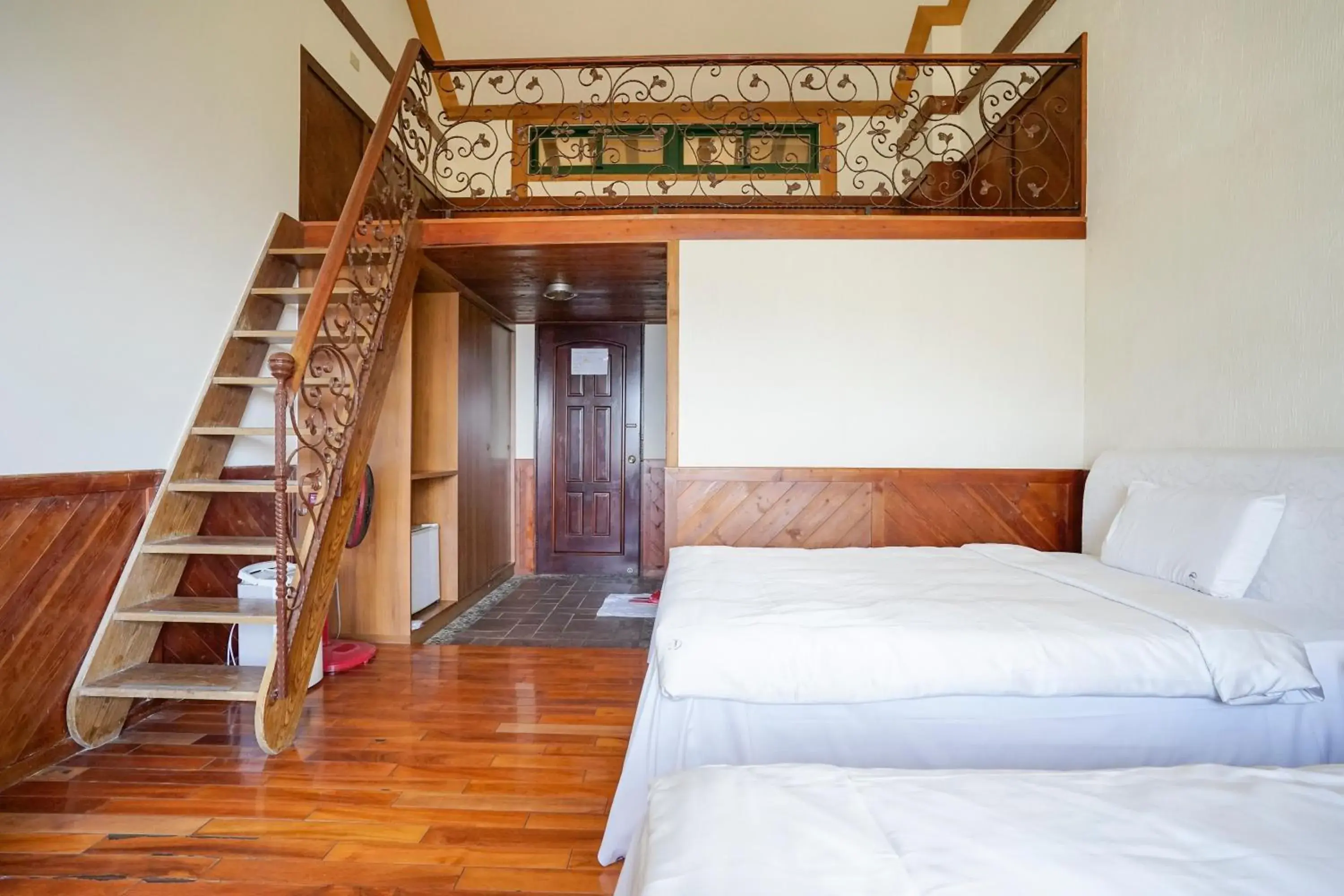 Bed in Cloud Falls Resort Bed in Cloud Falls Resort