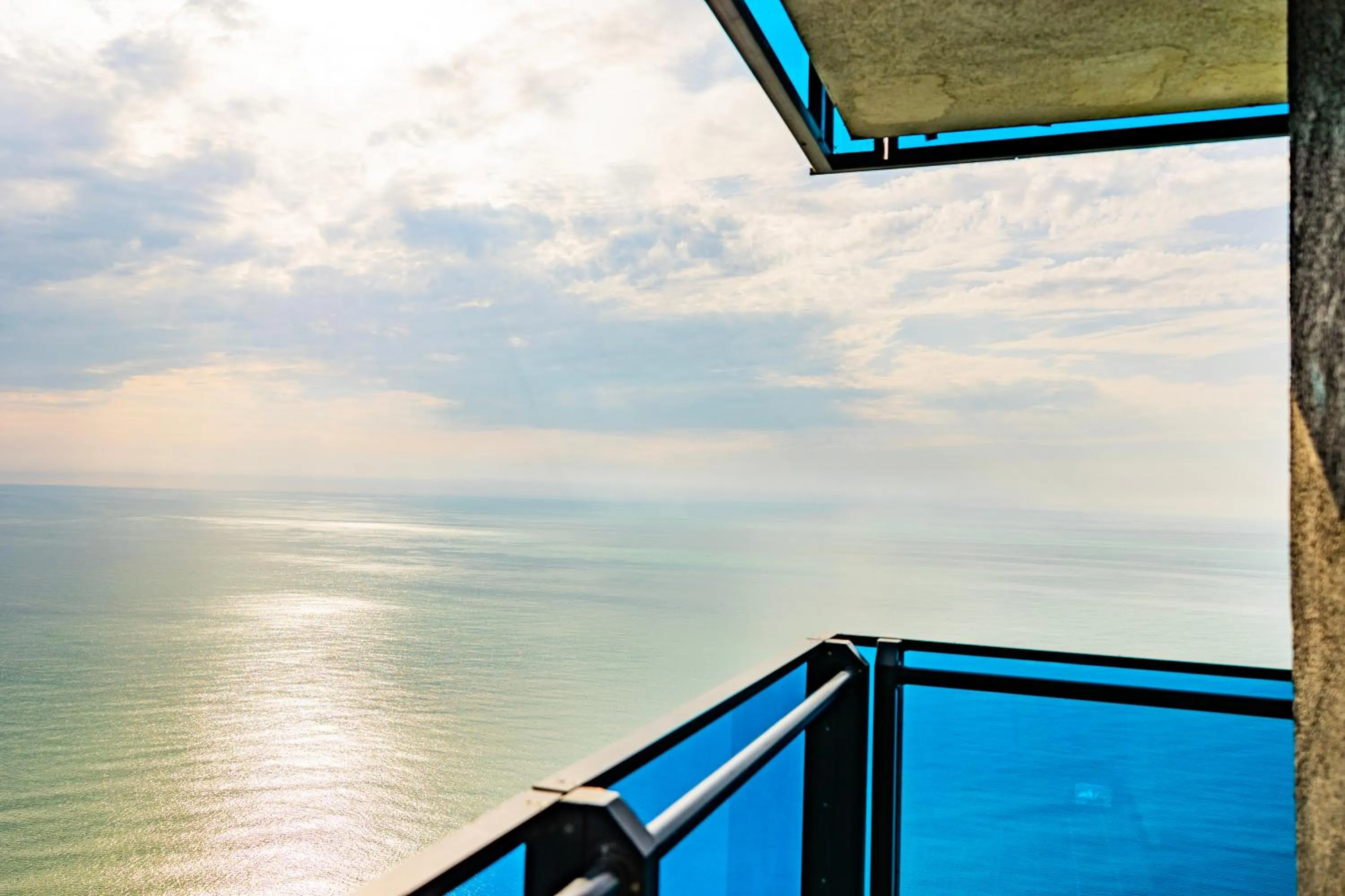 Day in Orbi City Inn