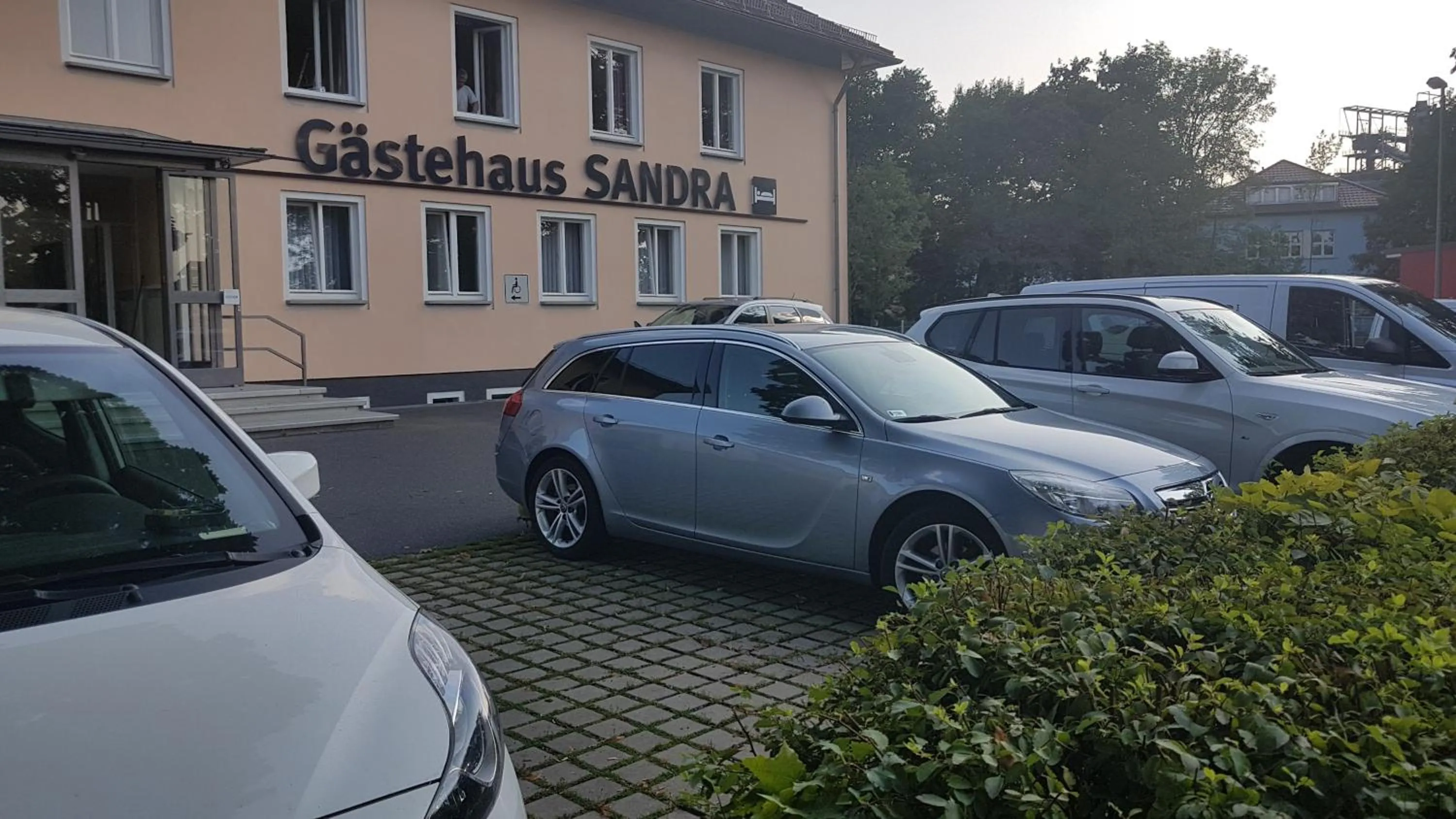 Parking in Gästehaus Sandra