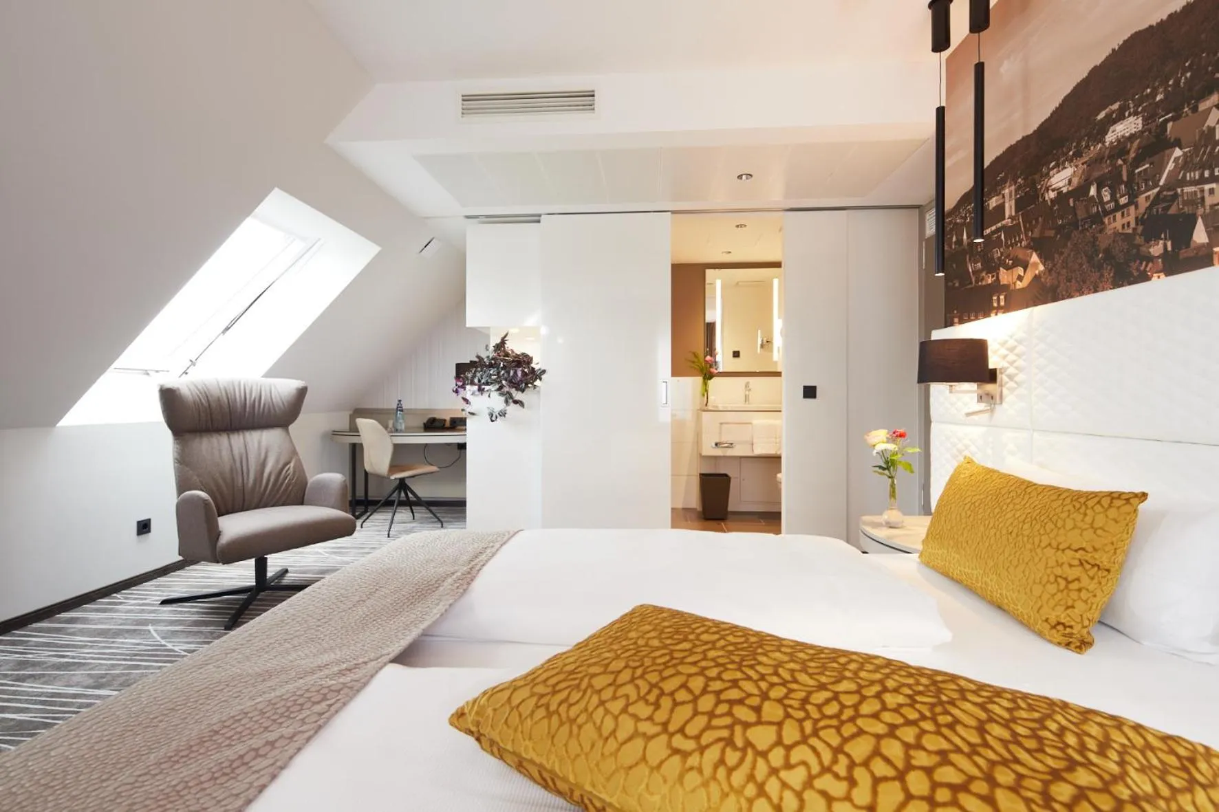 Photo of the whole room, Bed in Boutiquehotel am Stadtgarten