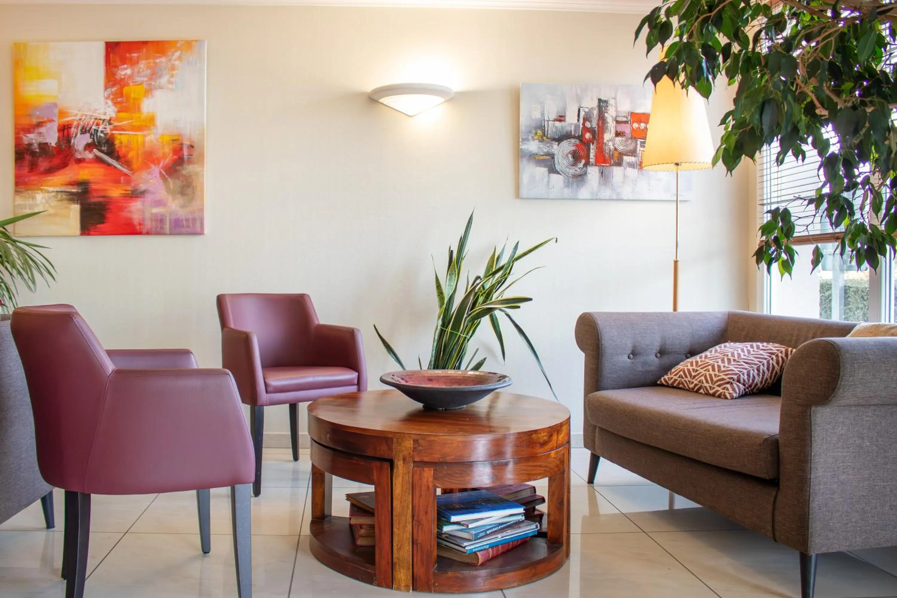 Brit Hotel Châteaudun