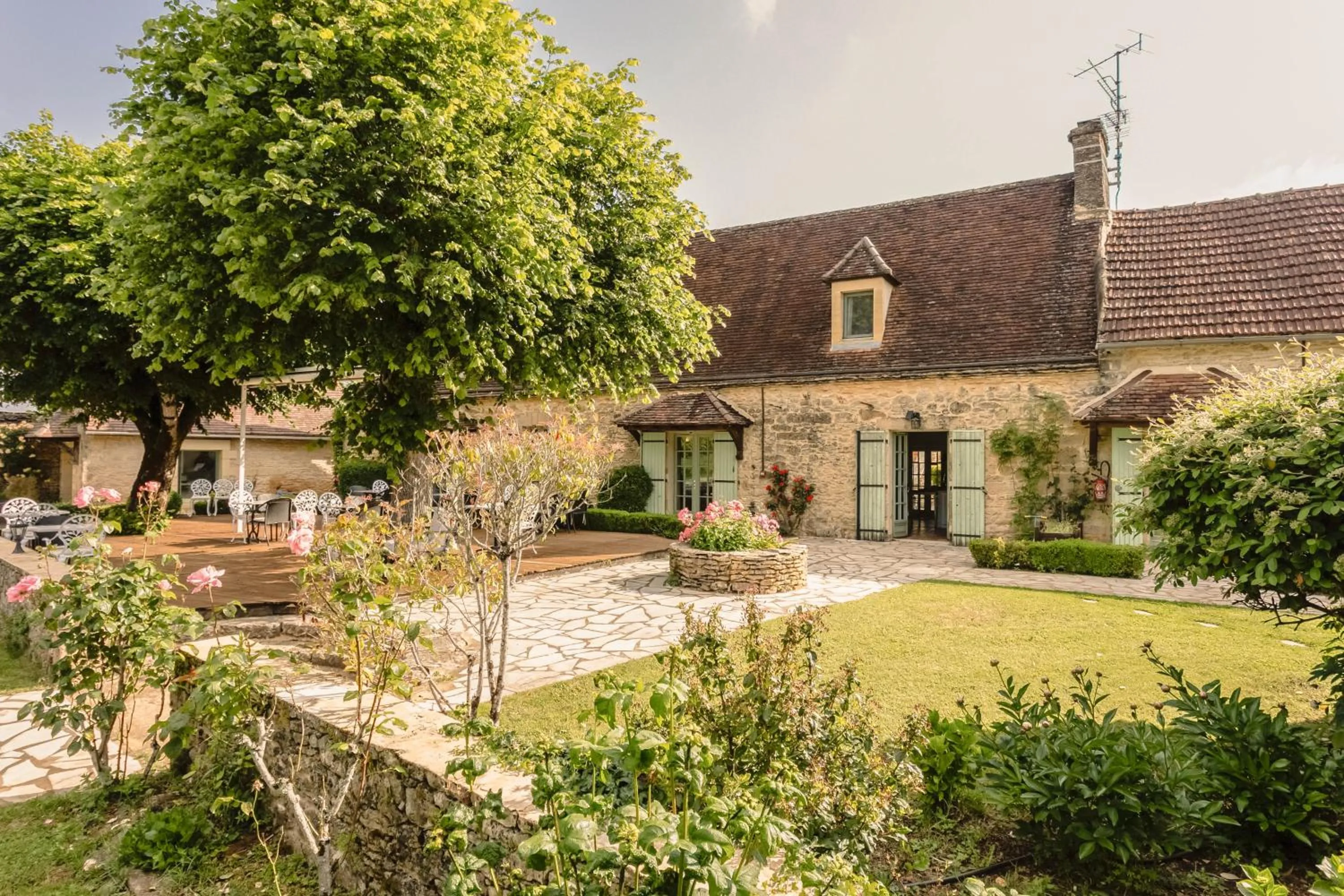 Property building in Hôtel de la Ferme Lamy