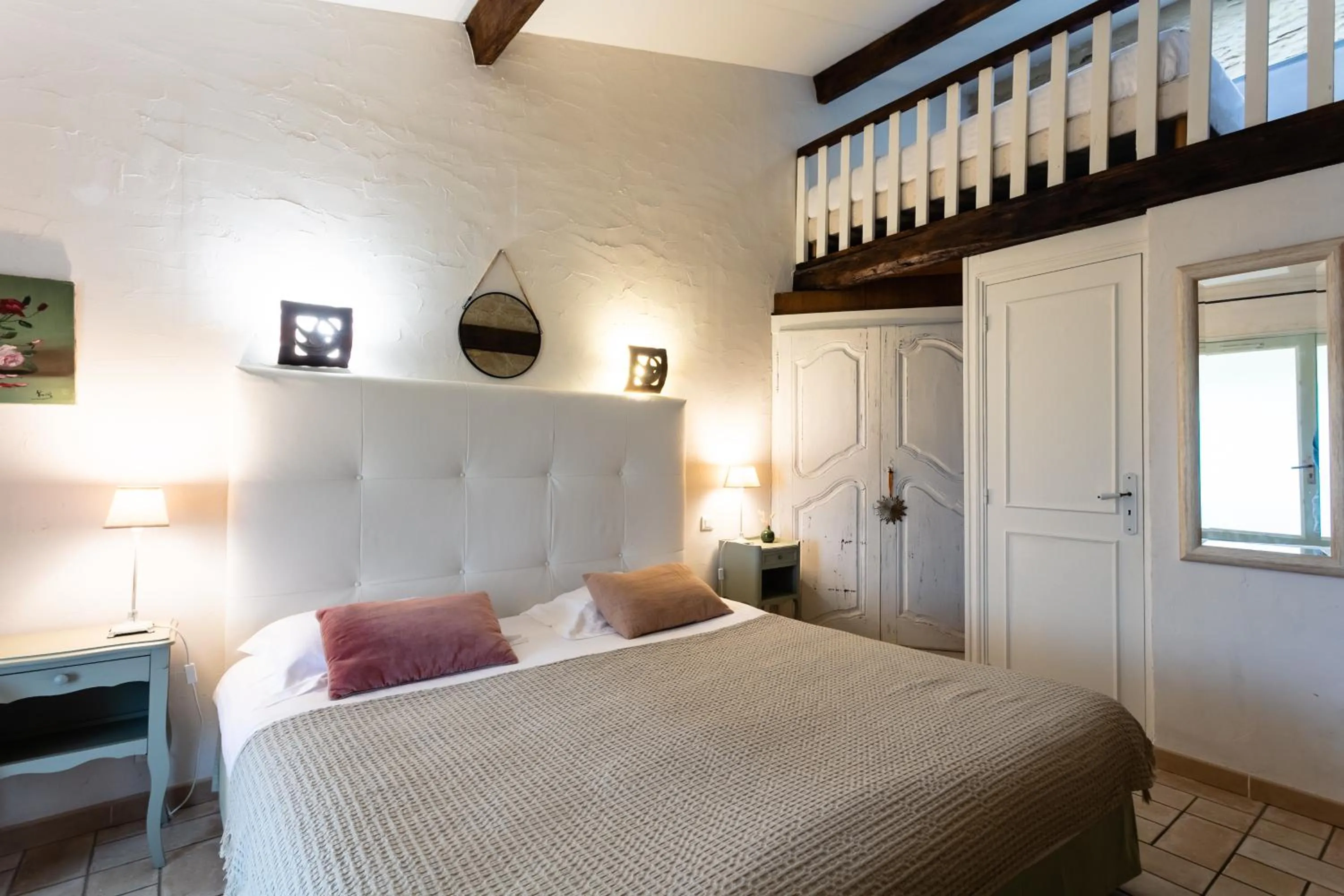 Bedroom, Bed in Hôtel de la Ferme Lamy