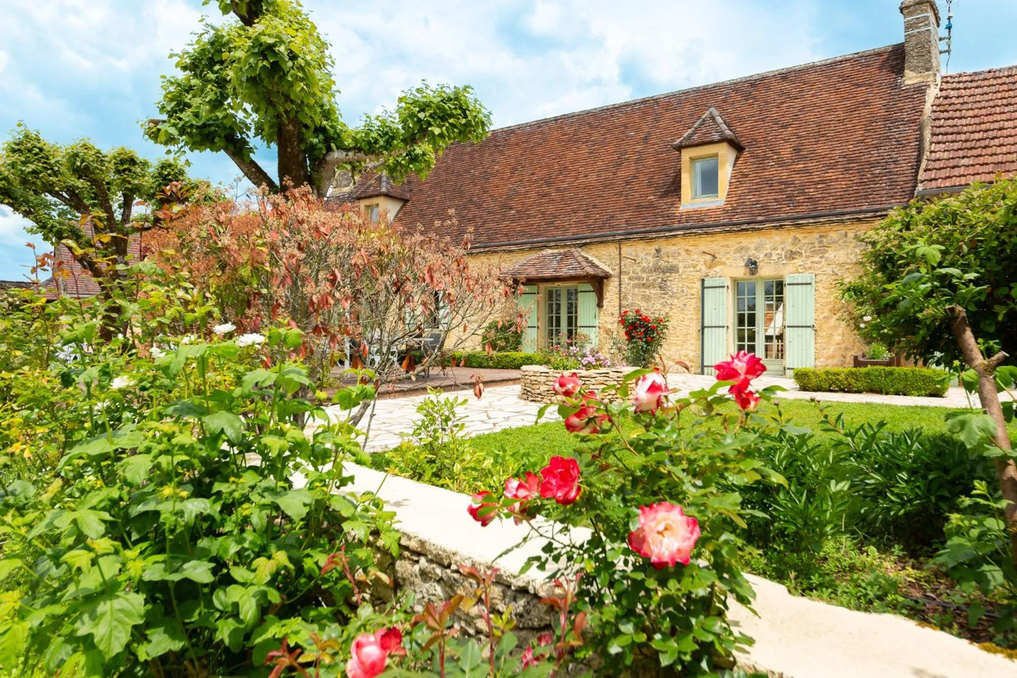 Property building in Hôtel de la Ferme Lamy