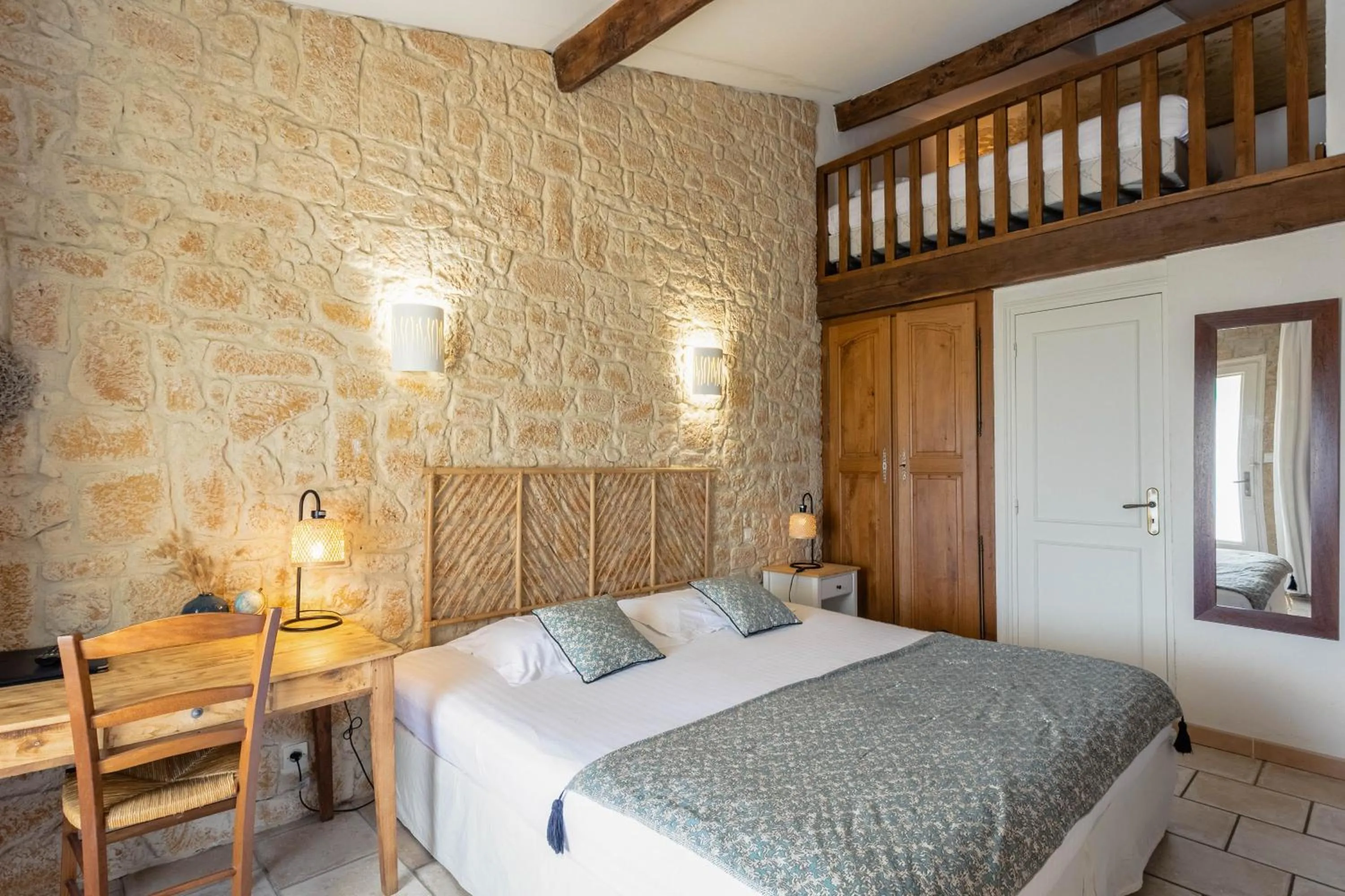 Bedroom, Bed in Hôtel de la Ferme Lamy