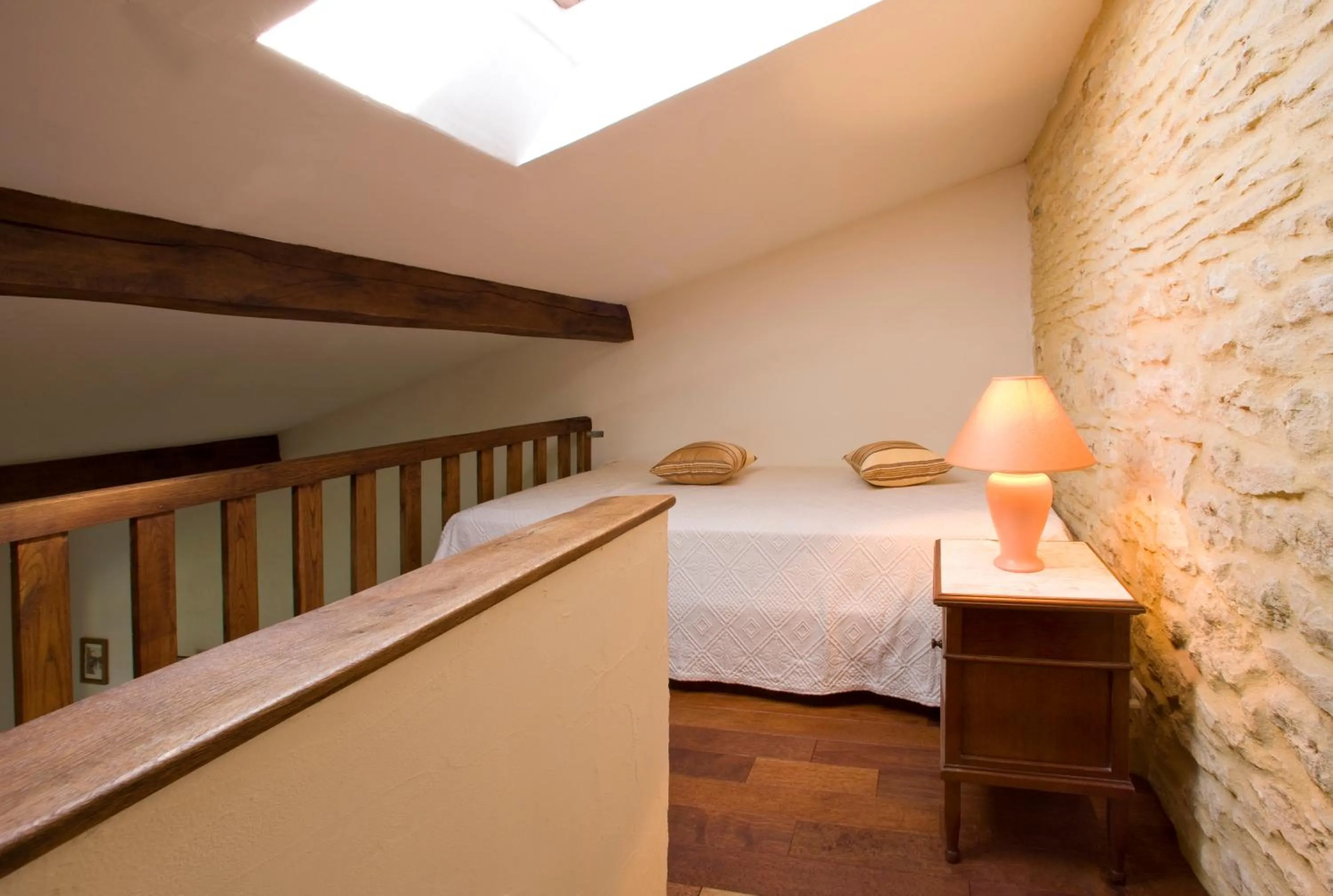 Bed in Hôtel de la Ferme Lamy