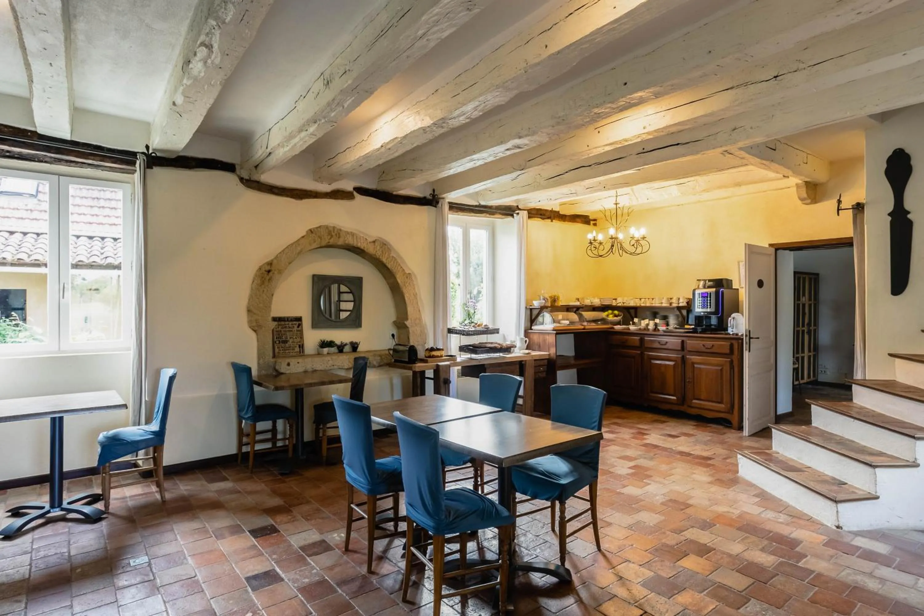 Restaurant/places to eat in Hôtel de la Ferme Lamy