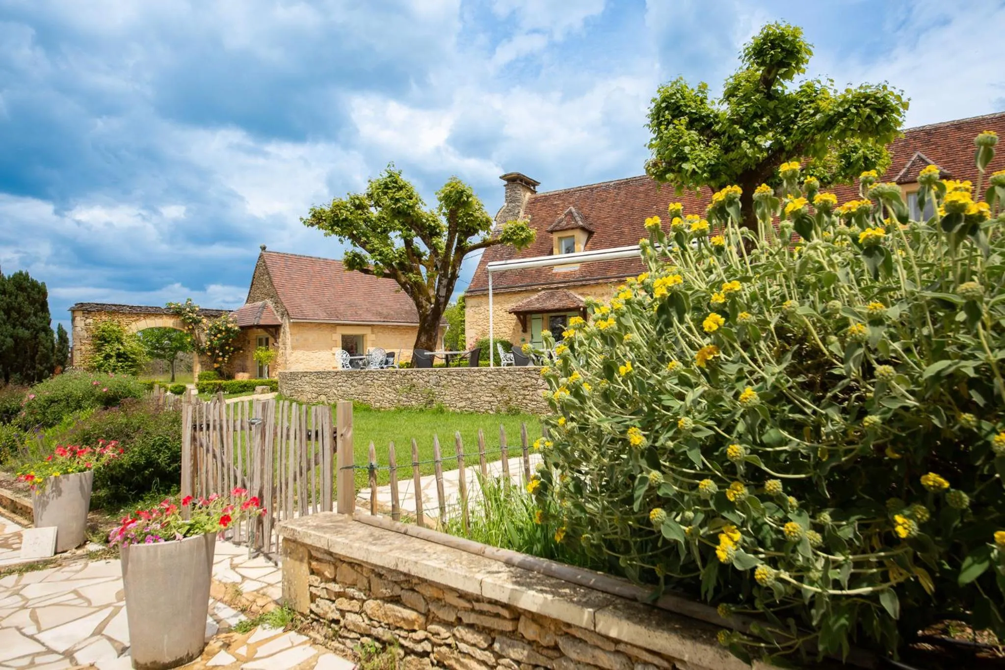 Garden in Hôtel de la Ferme Lamy
