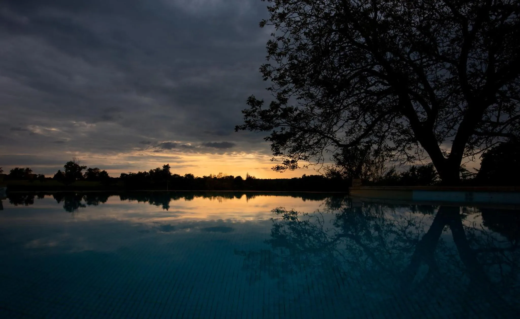 Swimming pool in Hôtel de la Ferme Lamy