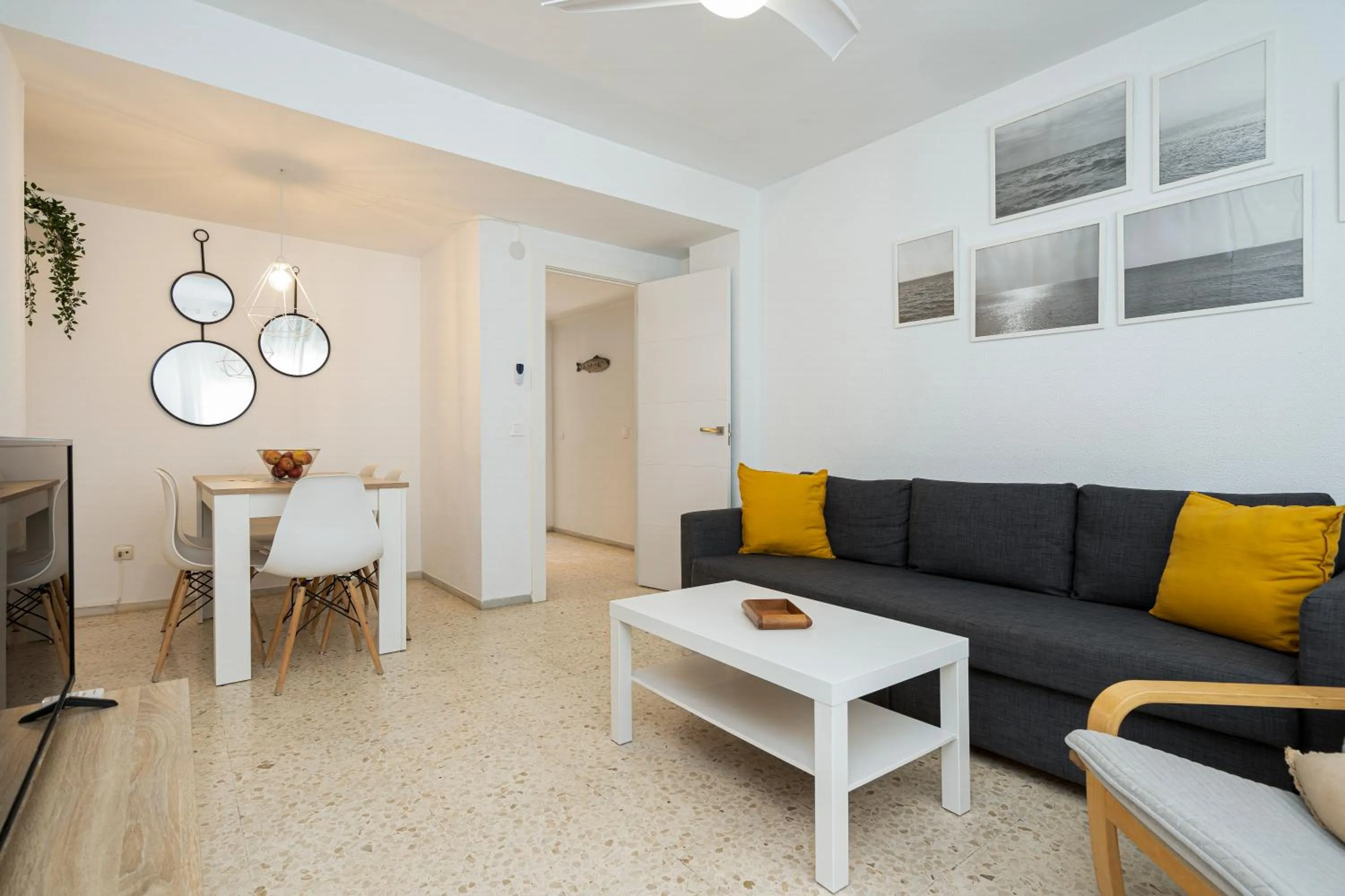 Cádiz Beach & Kids - free parking - sea views