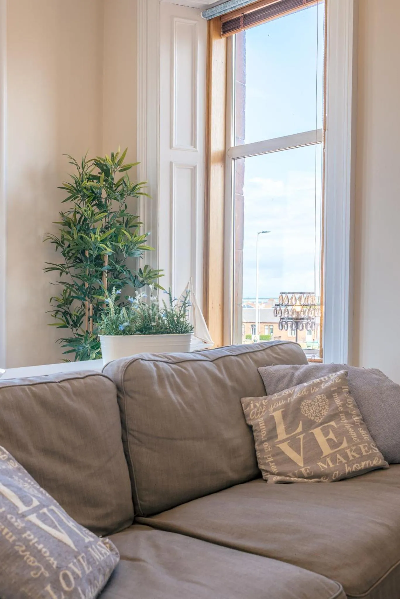 Living room in Arran View
