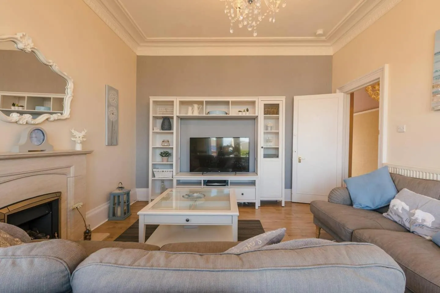 Living room in Arran View