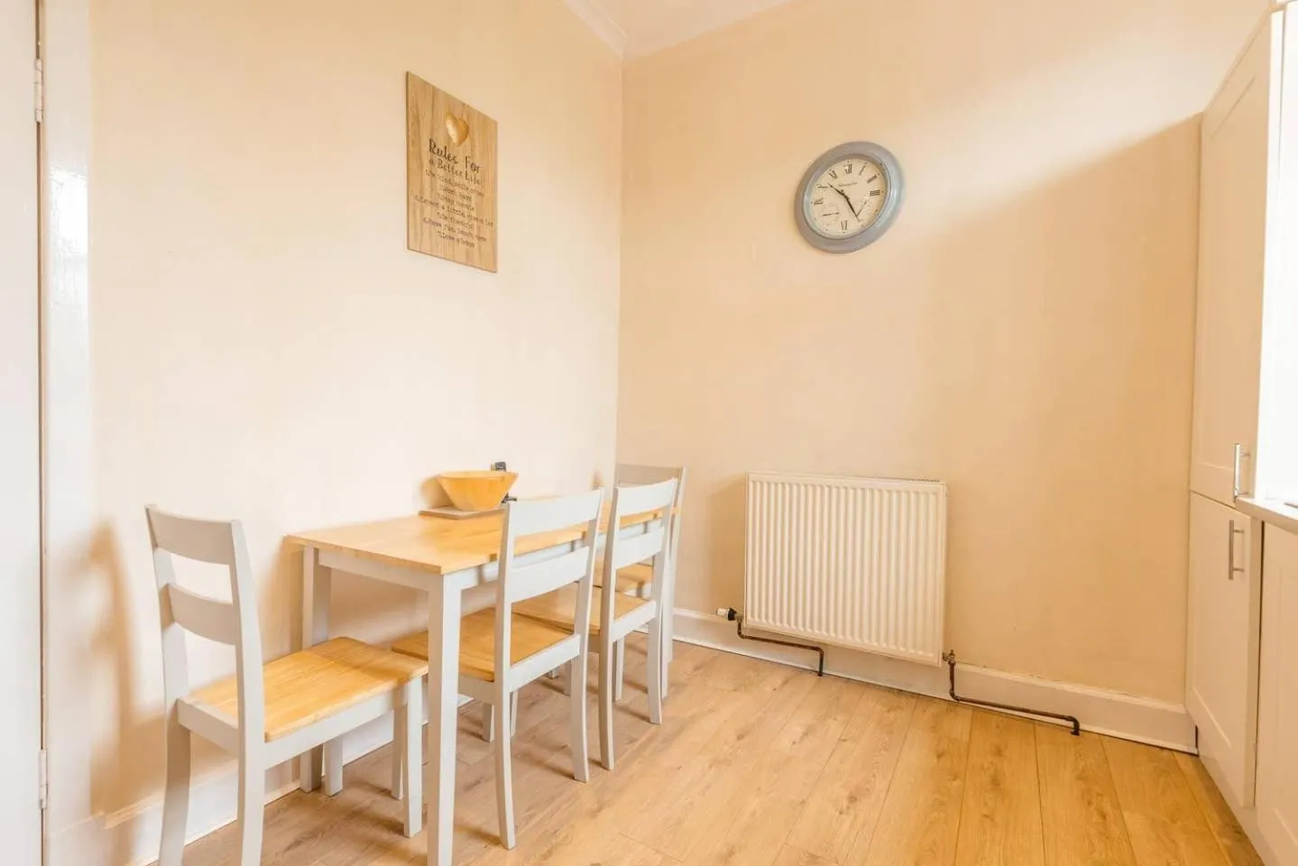 Dining area in Arran View