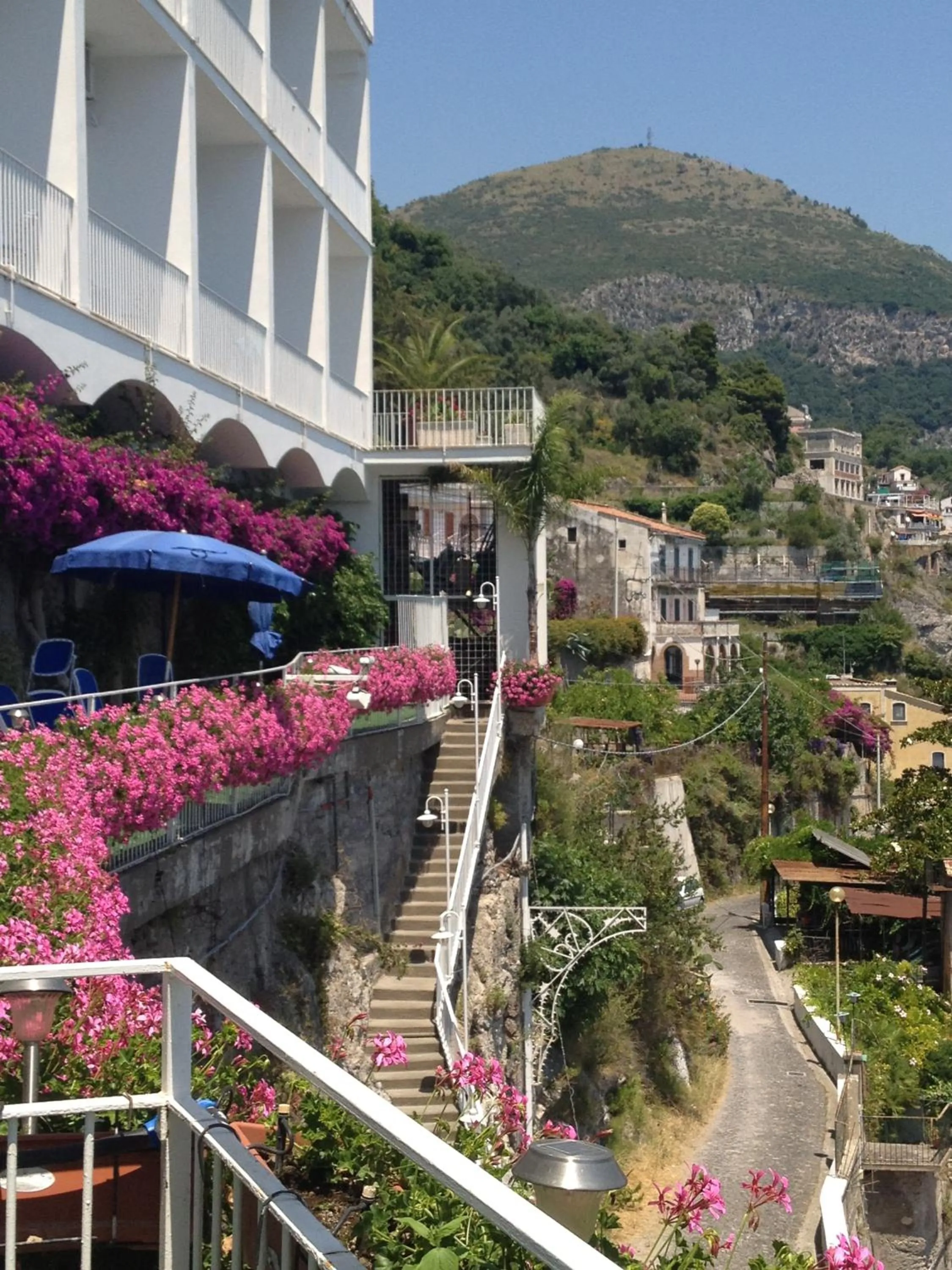 Facade/entrance in Hotel Voce del Mare