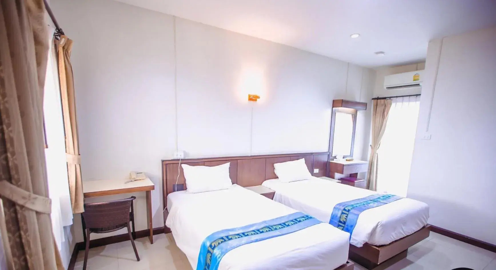 Bed in BANDER HOTEL Bed in BANDER HOTEL