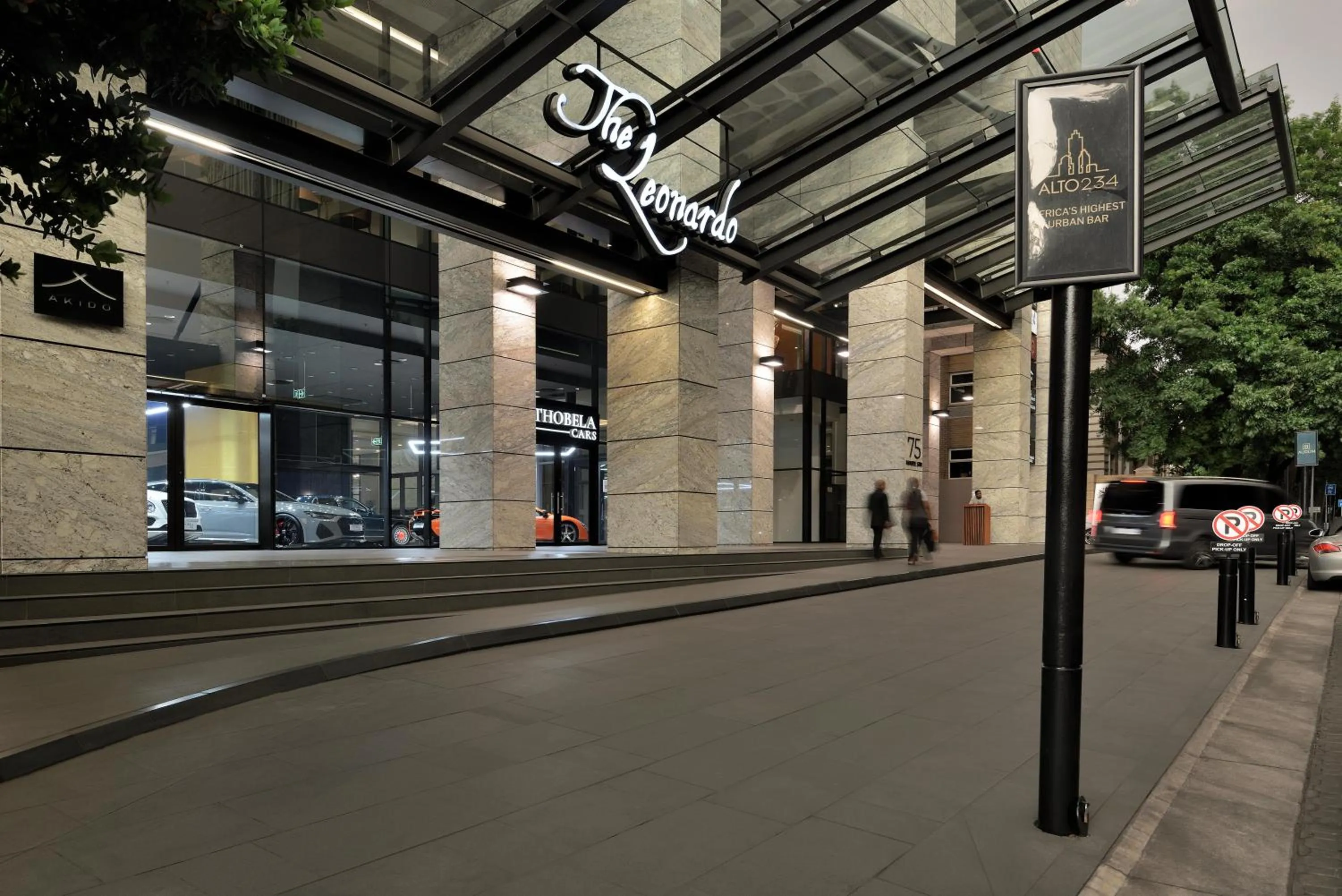 Lobby or reception in The Leonardo