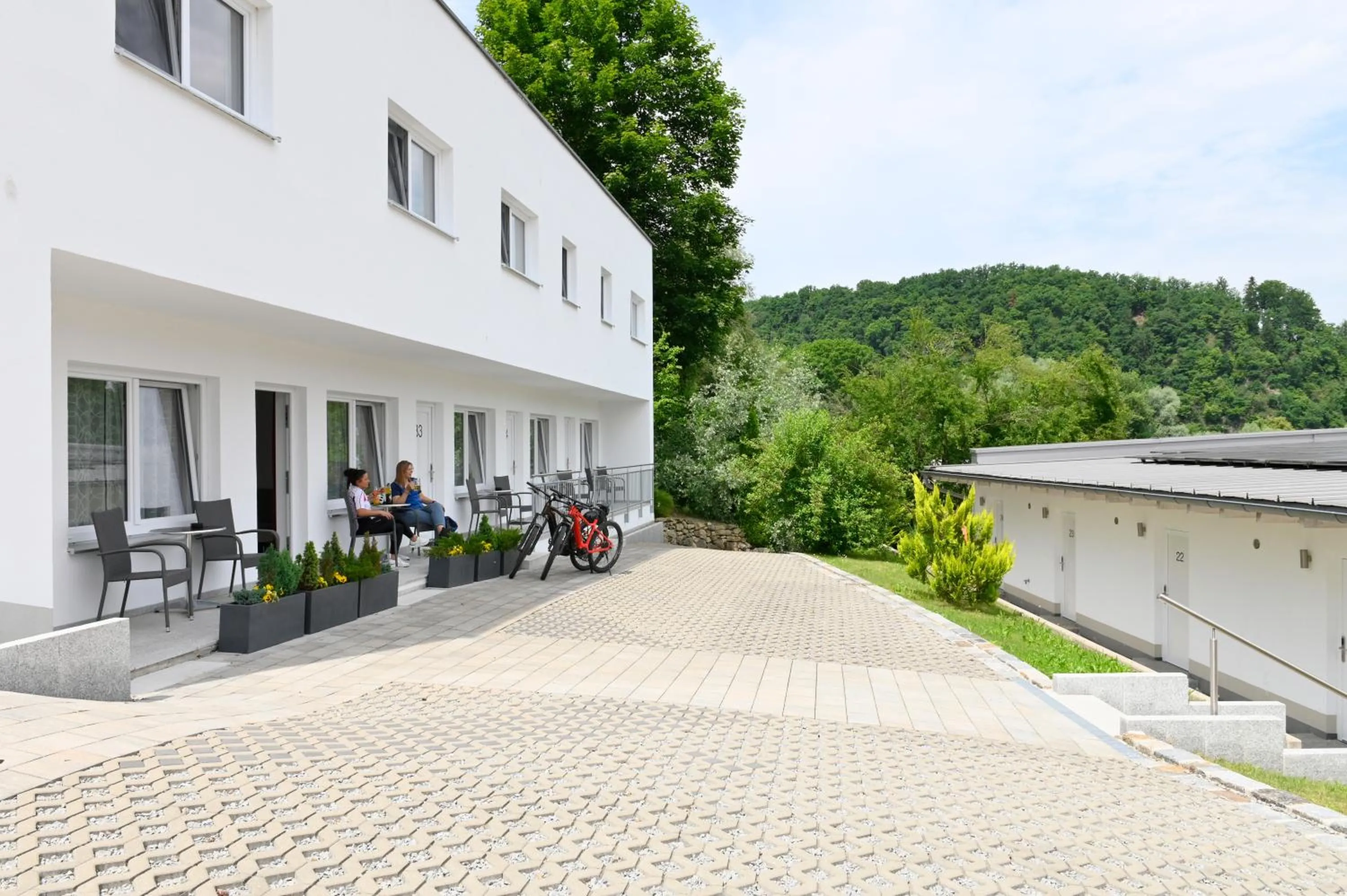 Property building in Hotel Garni Pension Gambrinus