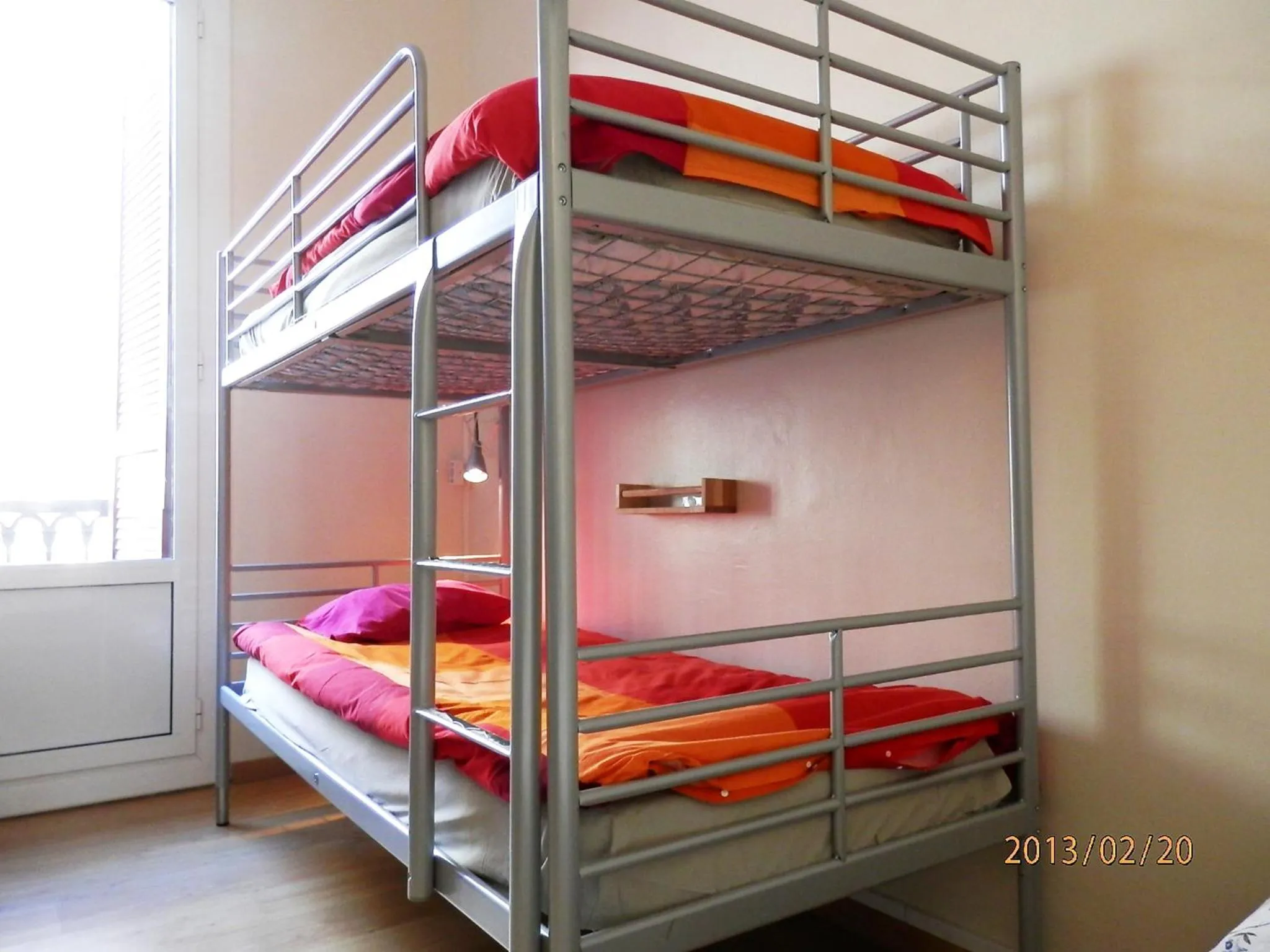 Photo of the whole room, Bed in Barcelona Central Garden Hostal