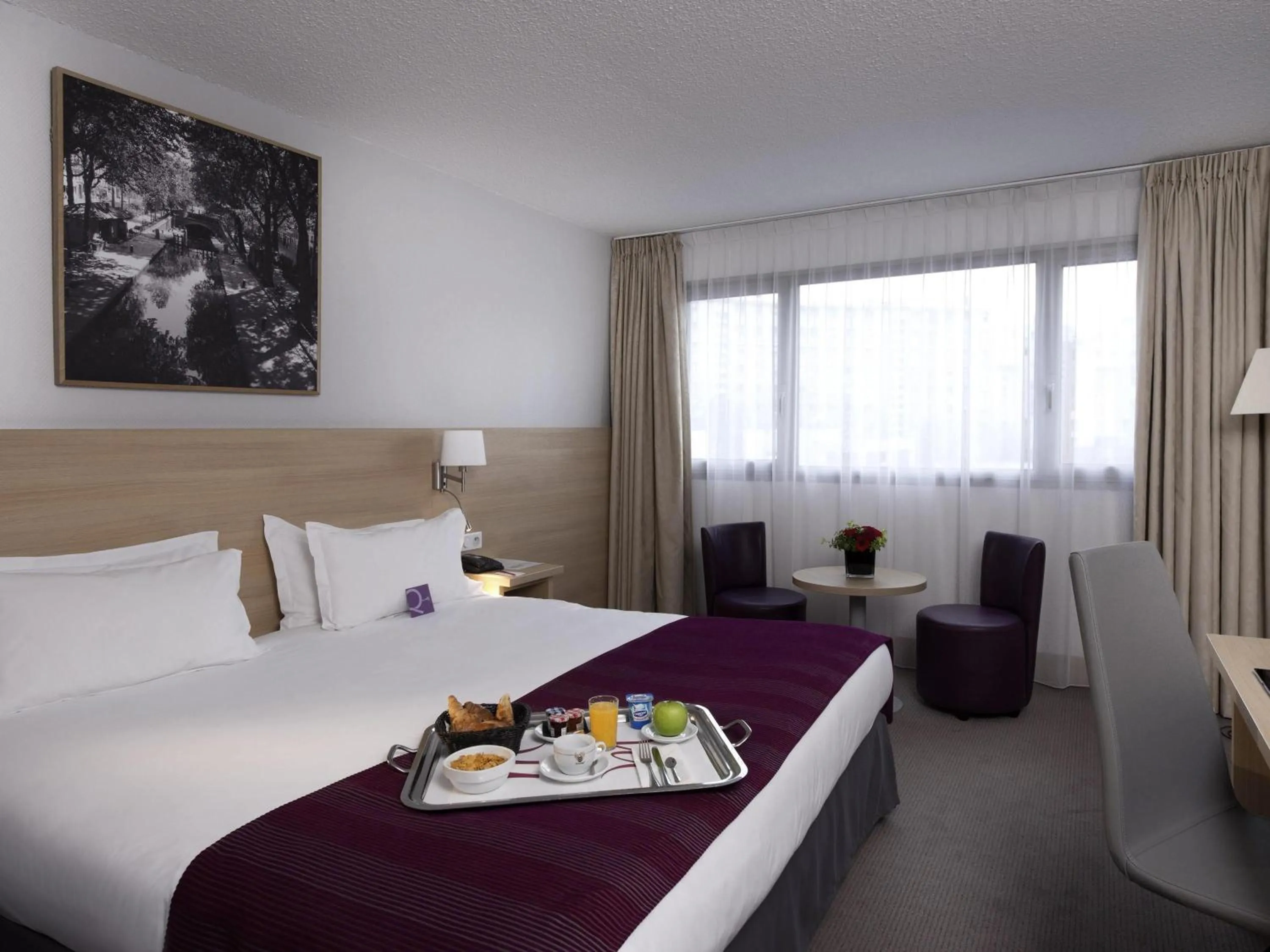 Bedroom, Bed in Mercure Paris 19 Philharmonie La Villette