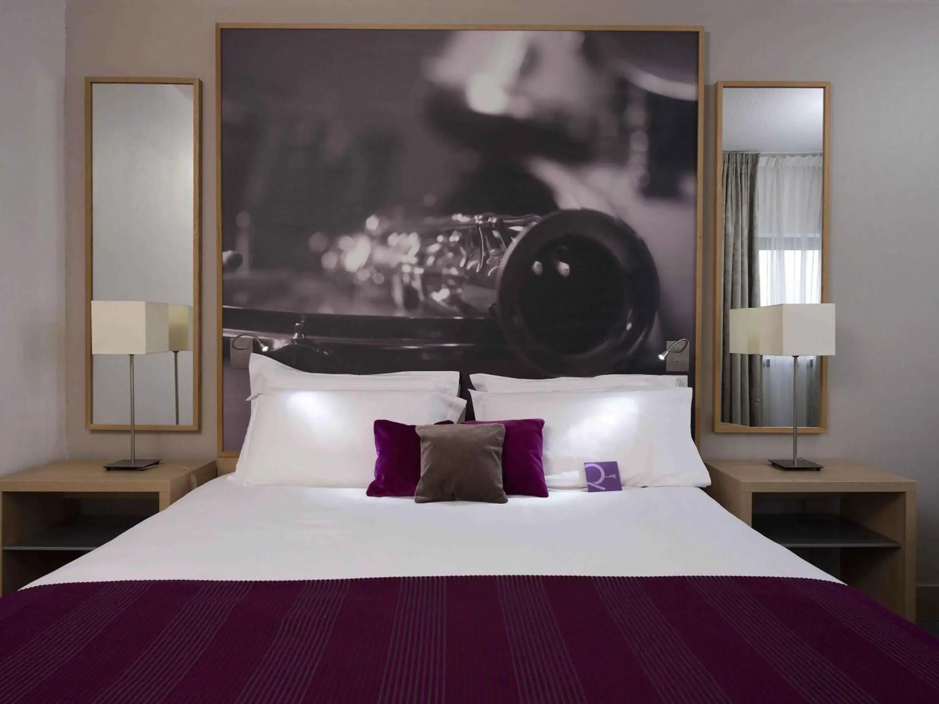 Bedroom, Bed in Mercure Paris 19 Philharmonie La Villette Bedroom, Bed in Mercure Paris 19 Philharmonie La Villette