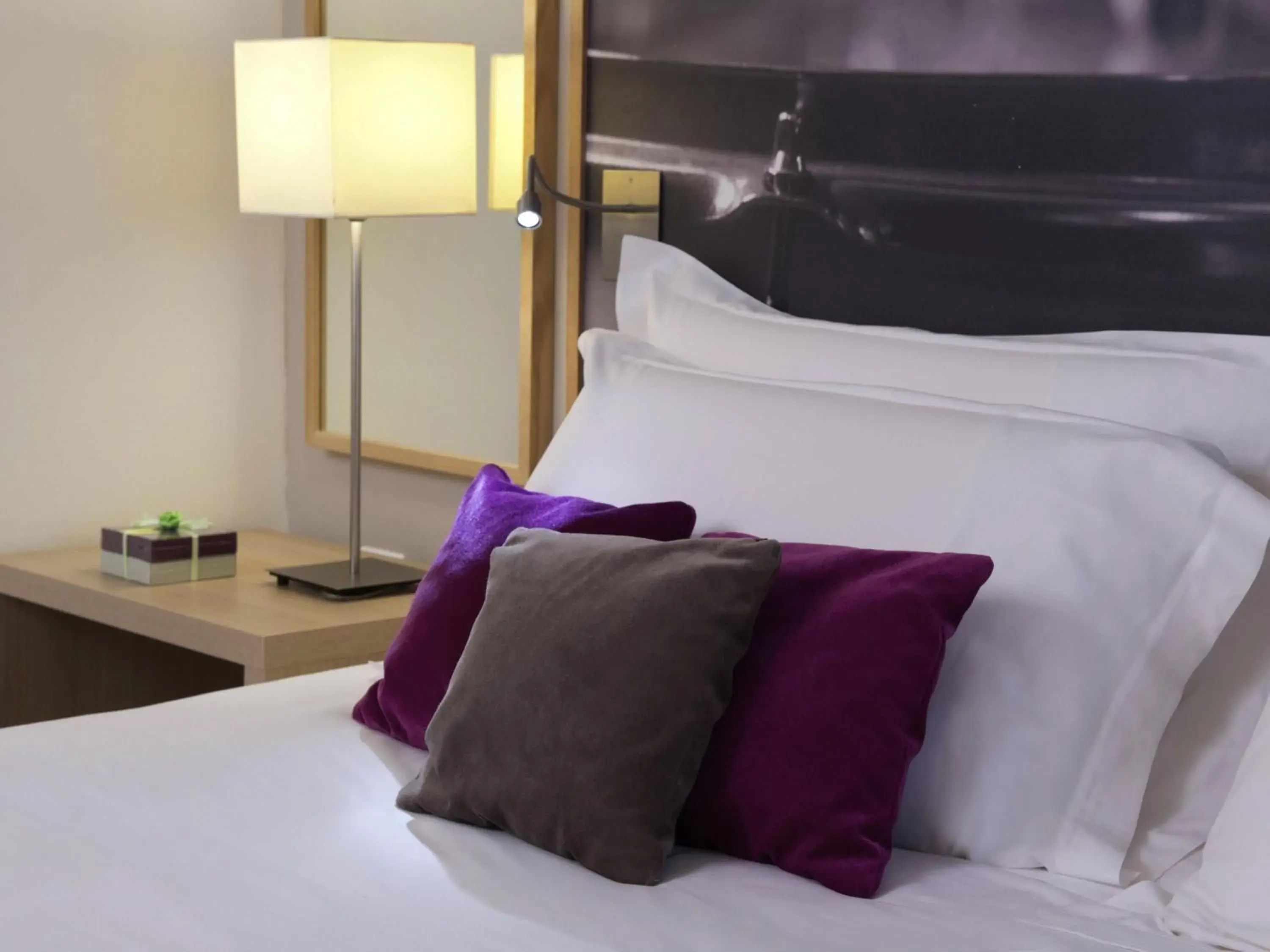 Property building, Bed in Mercure Paris 19 Philharmonie La Villette Property building, Bed in Mercure Paris 19 Philharmonie La Villette