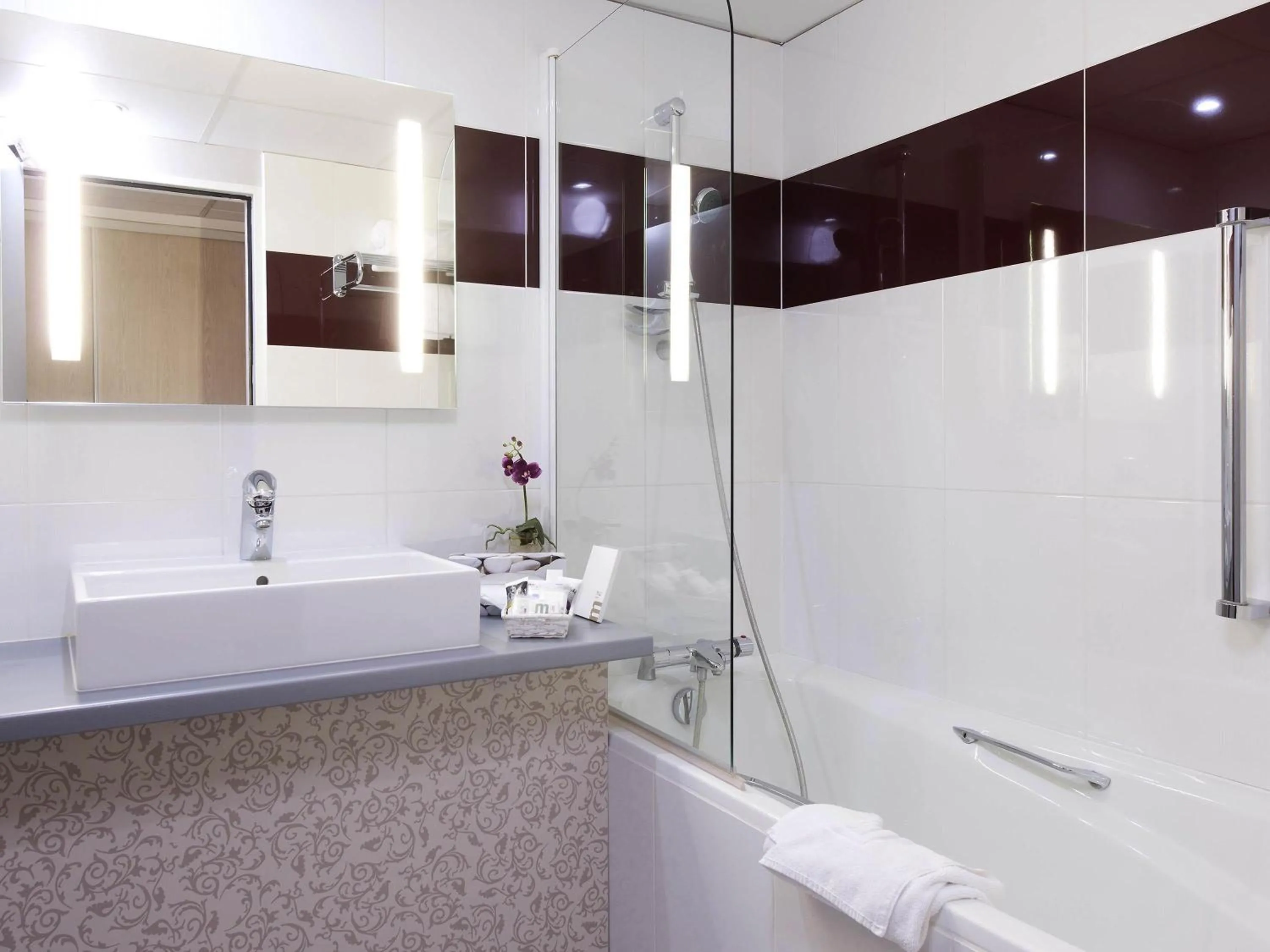 Bedroom in Mercure Paris 19 Philharmonie La Villette