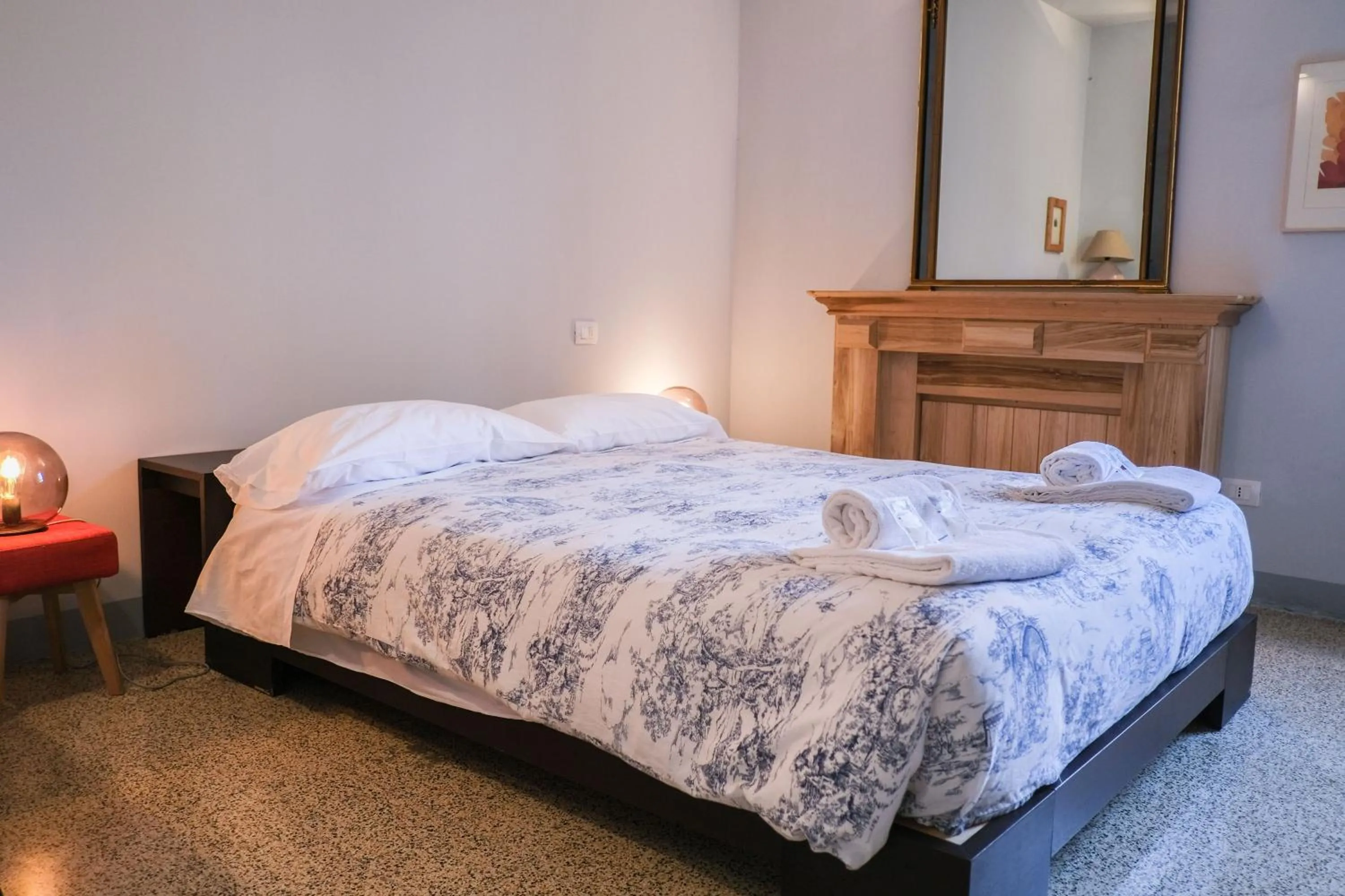 Photo of the whole room in Vicolo Folletto Home