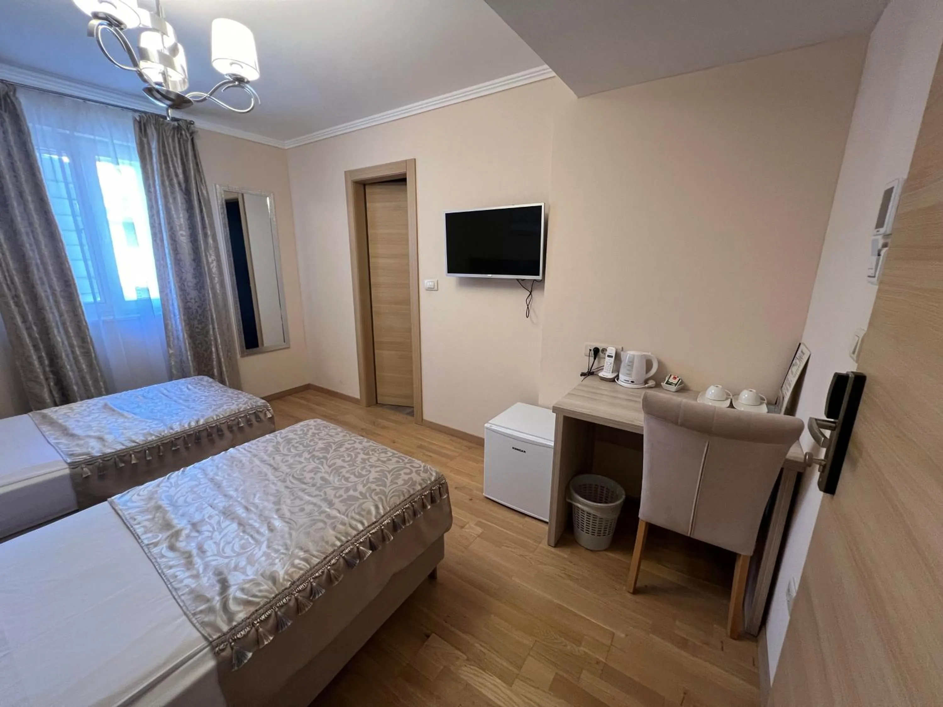 Bed in Benjamin Hotel