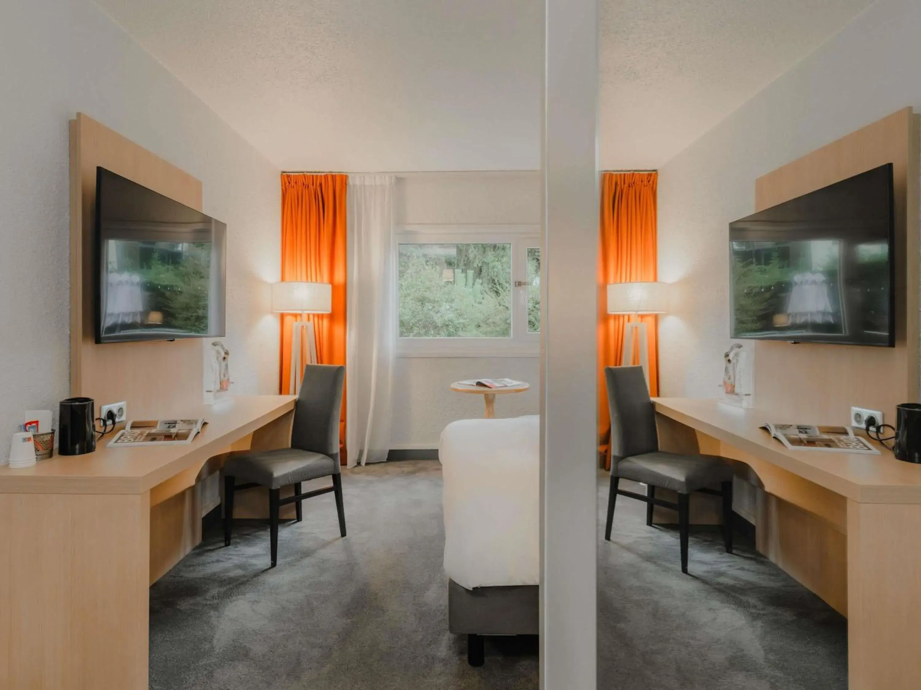 Bedroom in Mercure Annecy Sud Bedroom in Mercure Annecy Sud