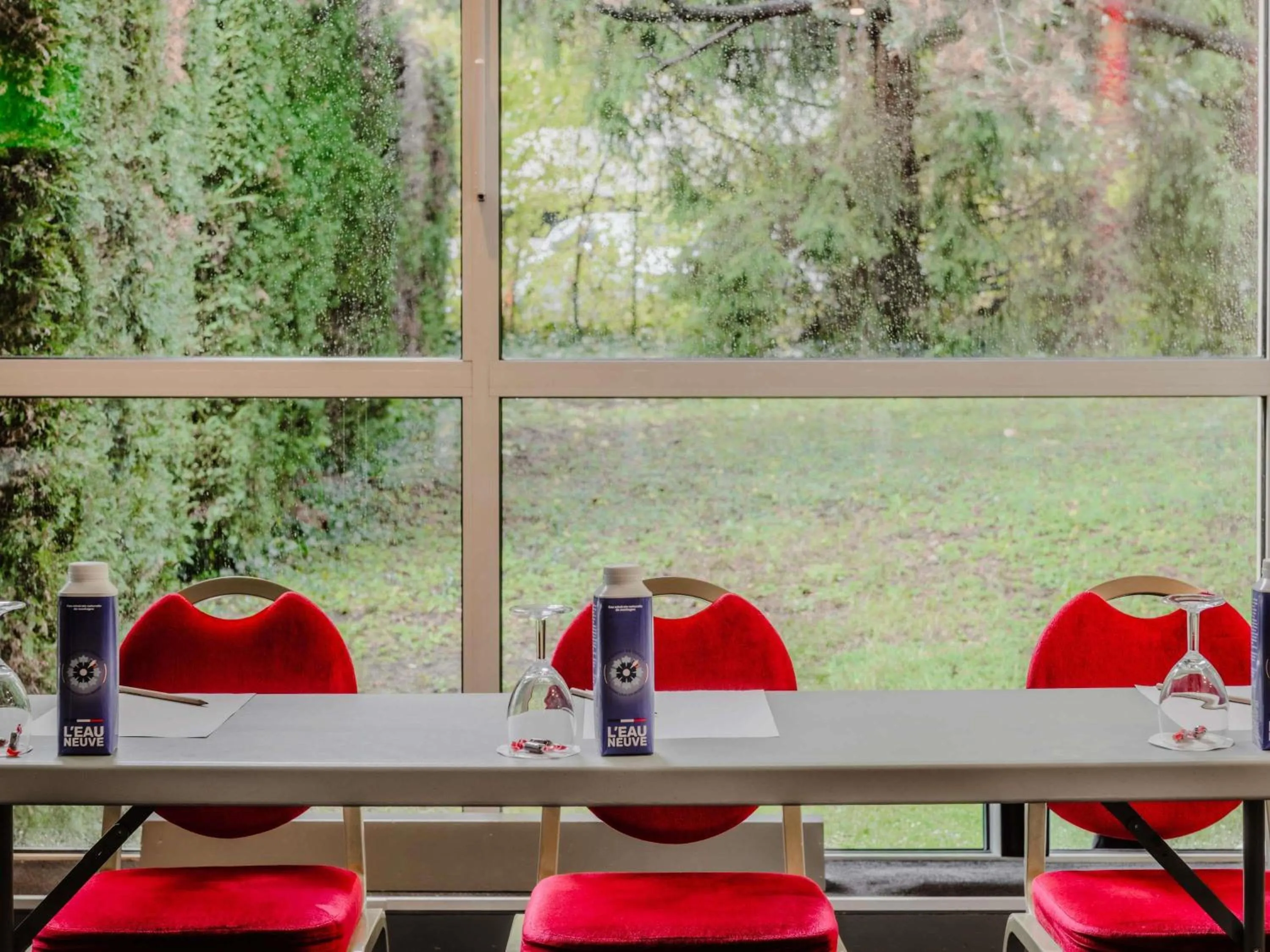 Meeting/conference room in Mercure Annecy Sud