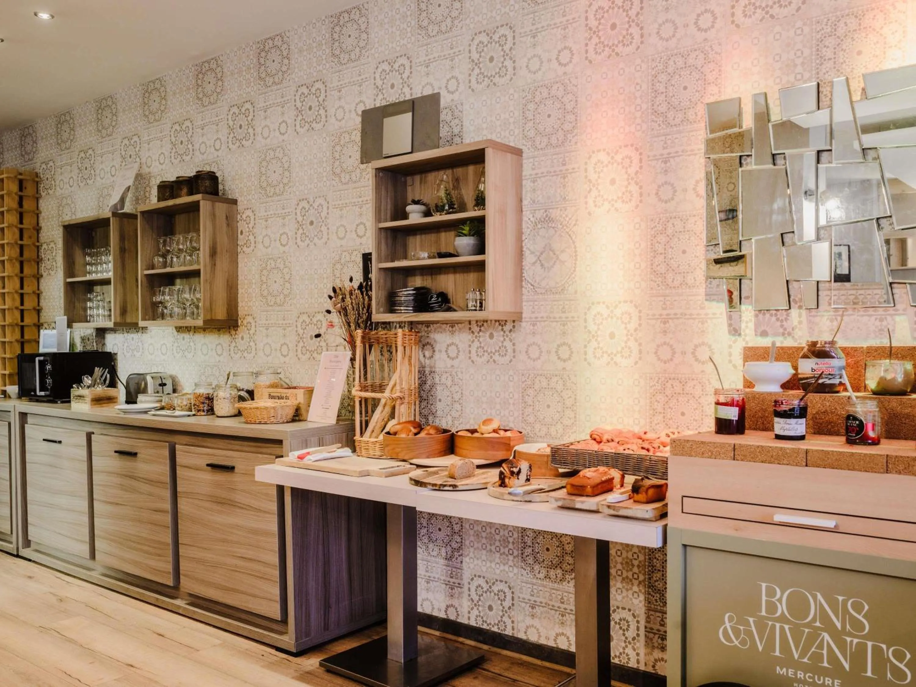 Breakfast in Mercure Annecy Sud