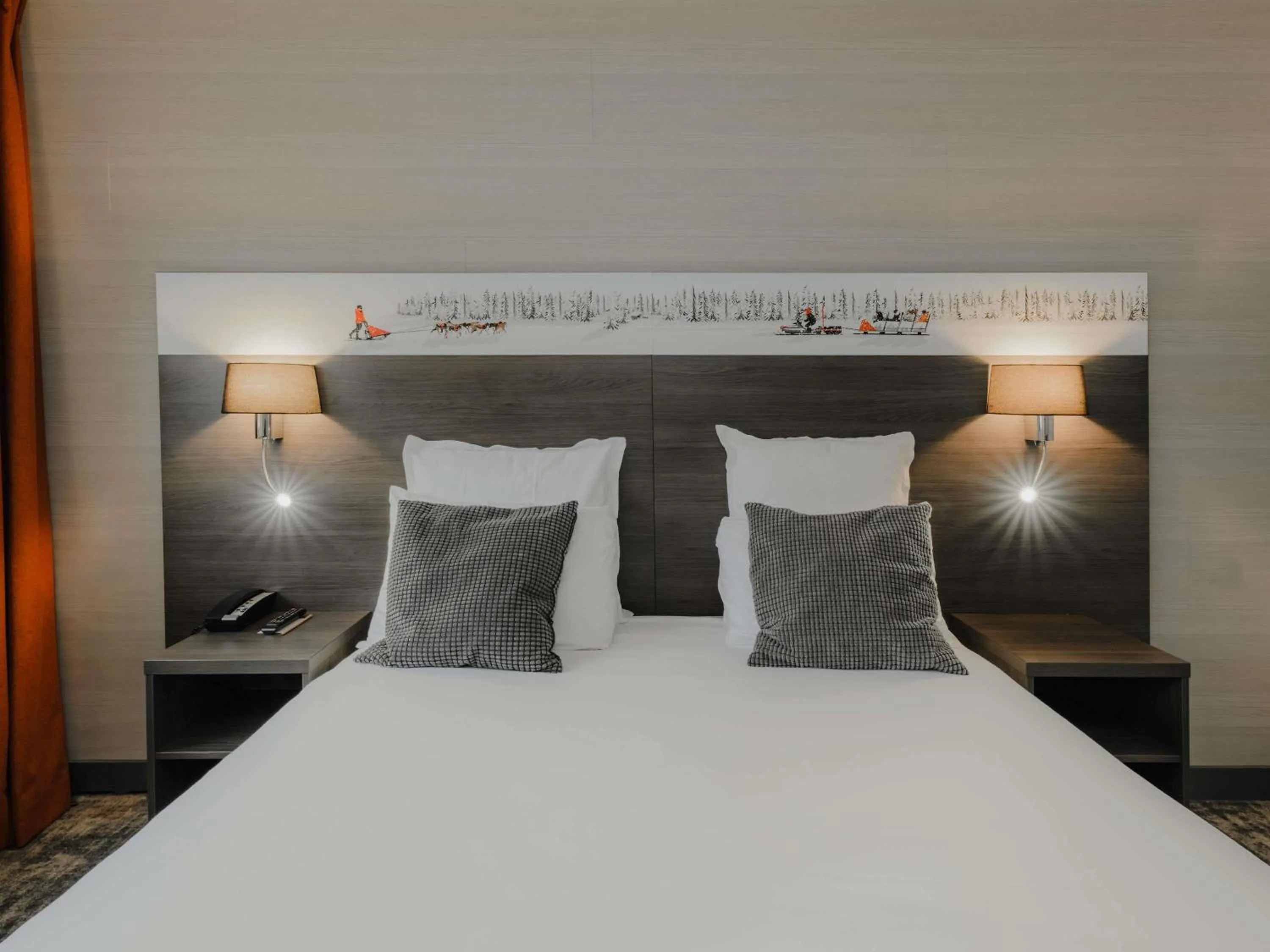 Bedroom, Bed in Mercure Annecy Sud