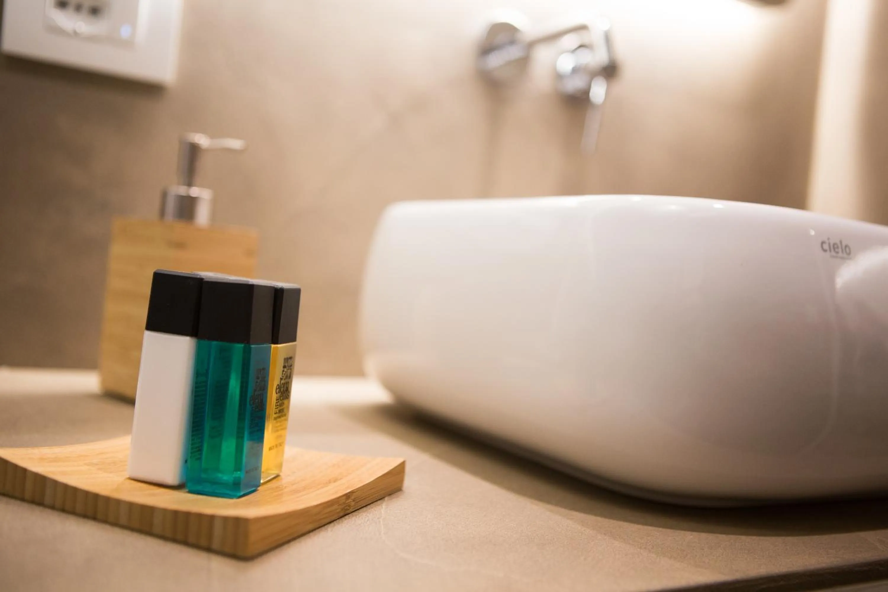 Bathroom in Hotel Liberty Beach - Parking & Beach